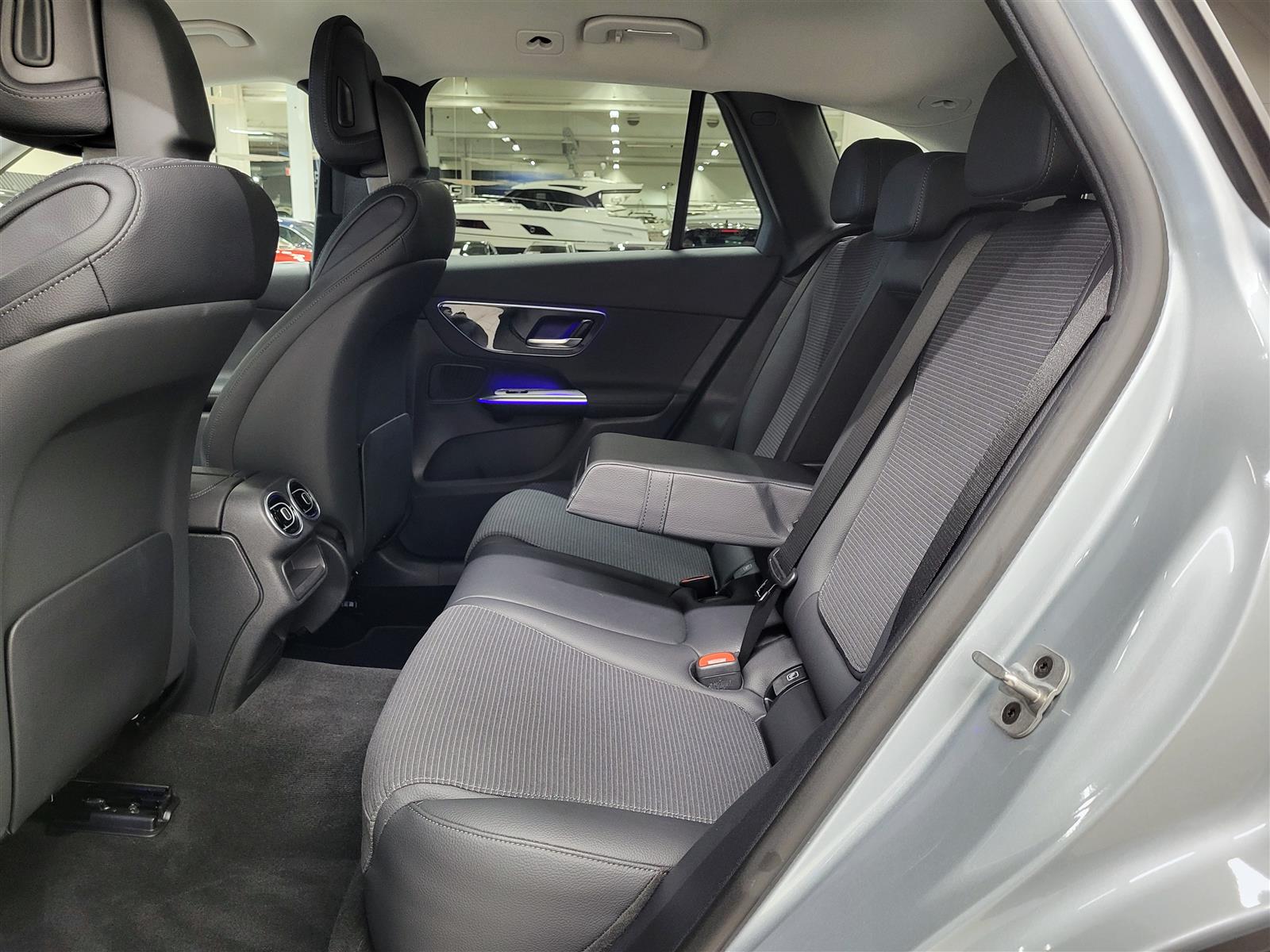 Mercedes-Benz GLC 2025