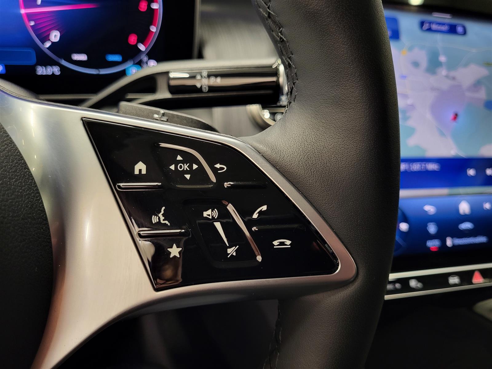 Mercedes-Benz GLC 2025