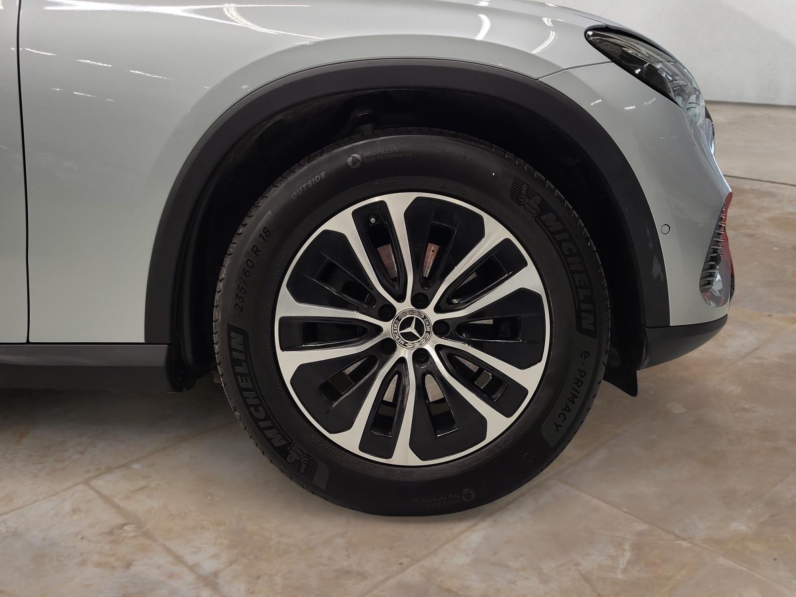 Mercedes-Benz GLC 2025