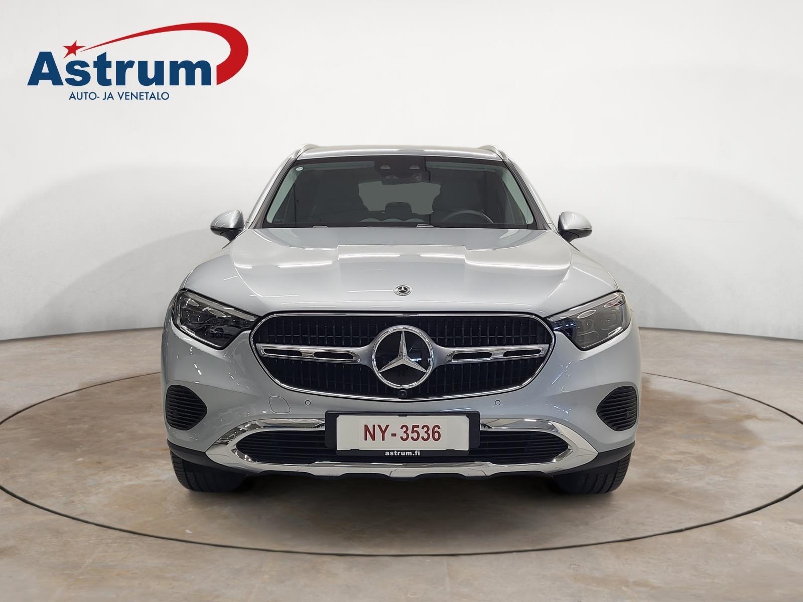 Mercedes-Benz GLC 2025