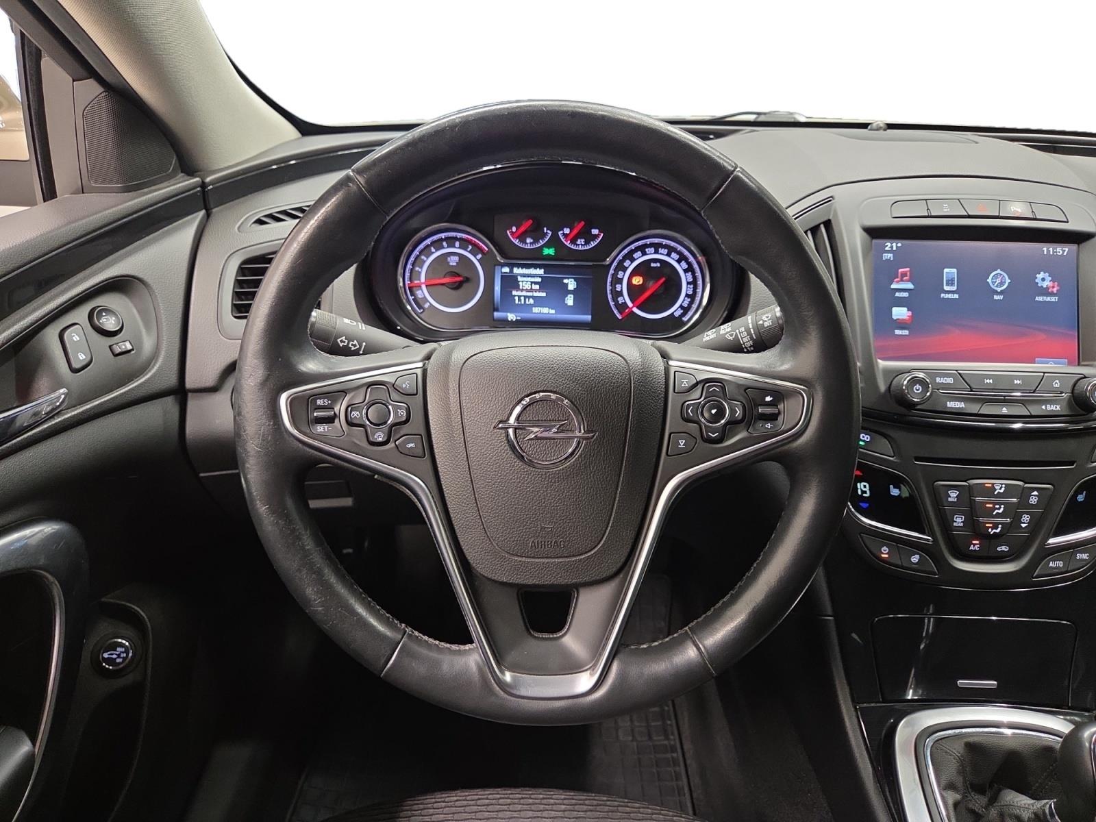 OPEL Insignia 2015