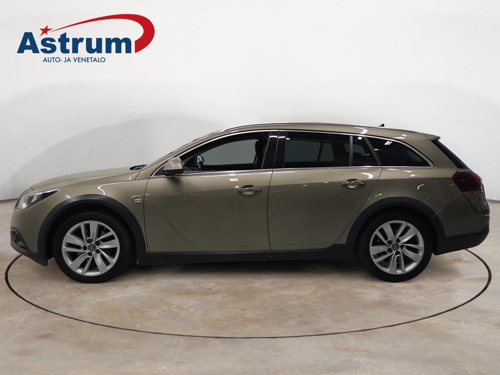 OPEL Insignia 2015
