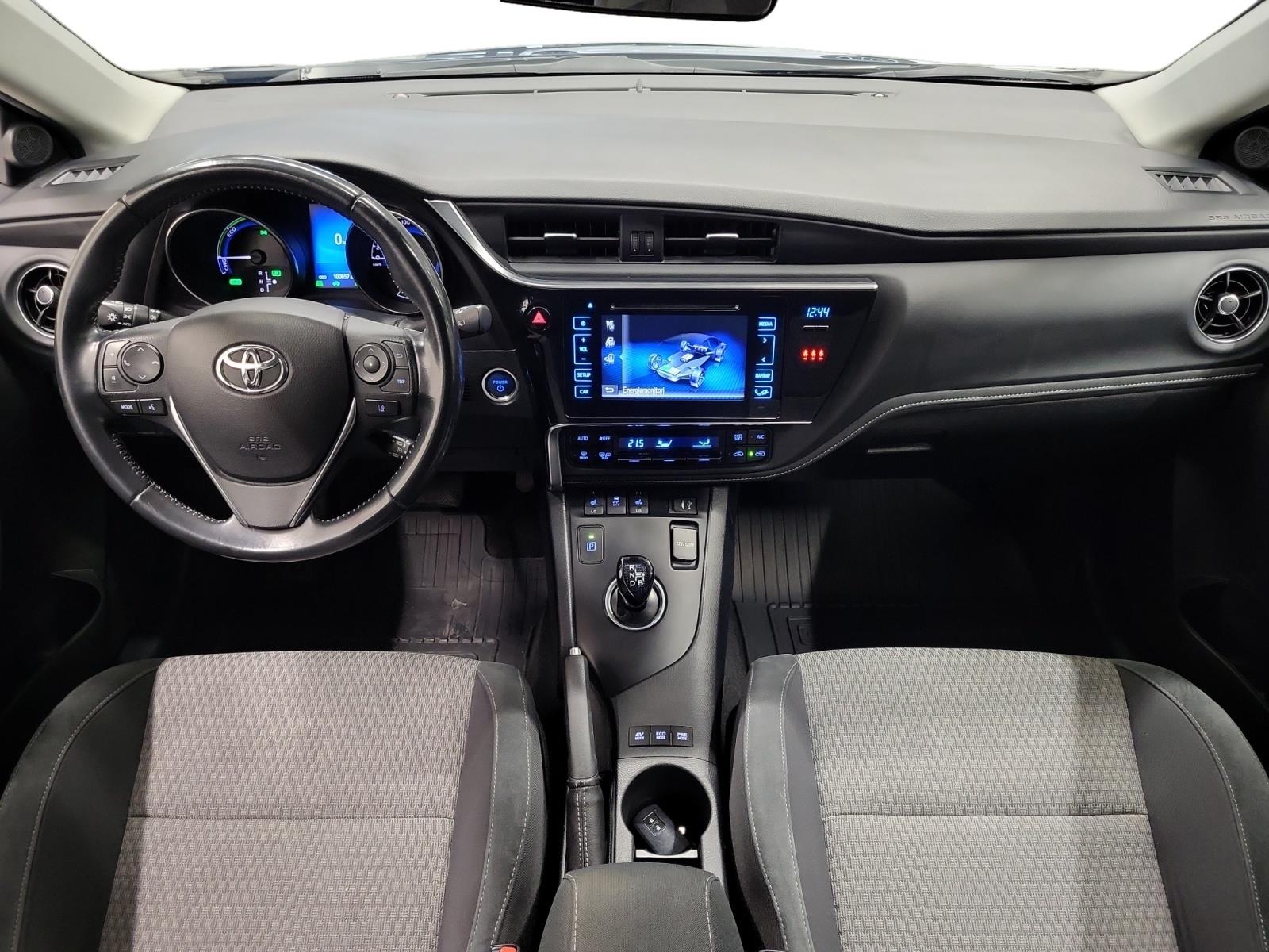 TOYOTA Auris 2018