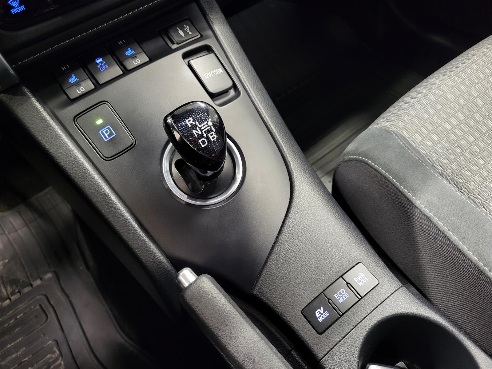 TOYOTA Auris 2018