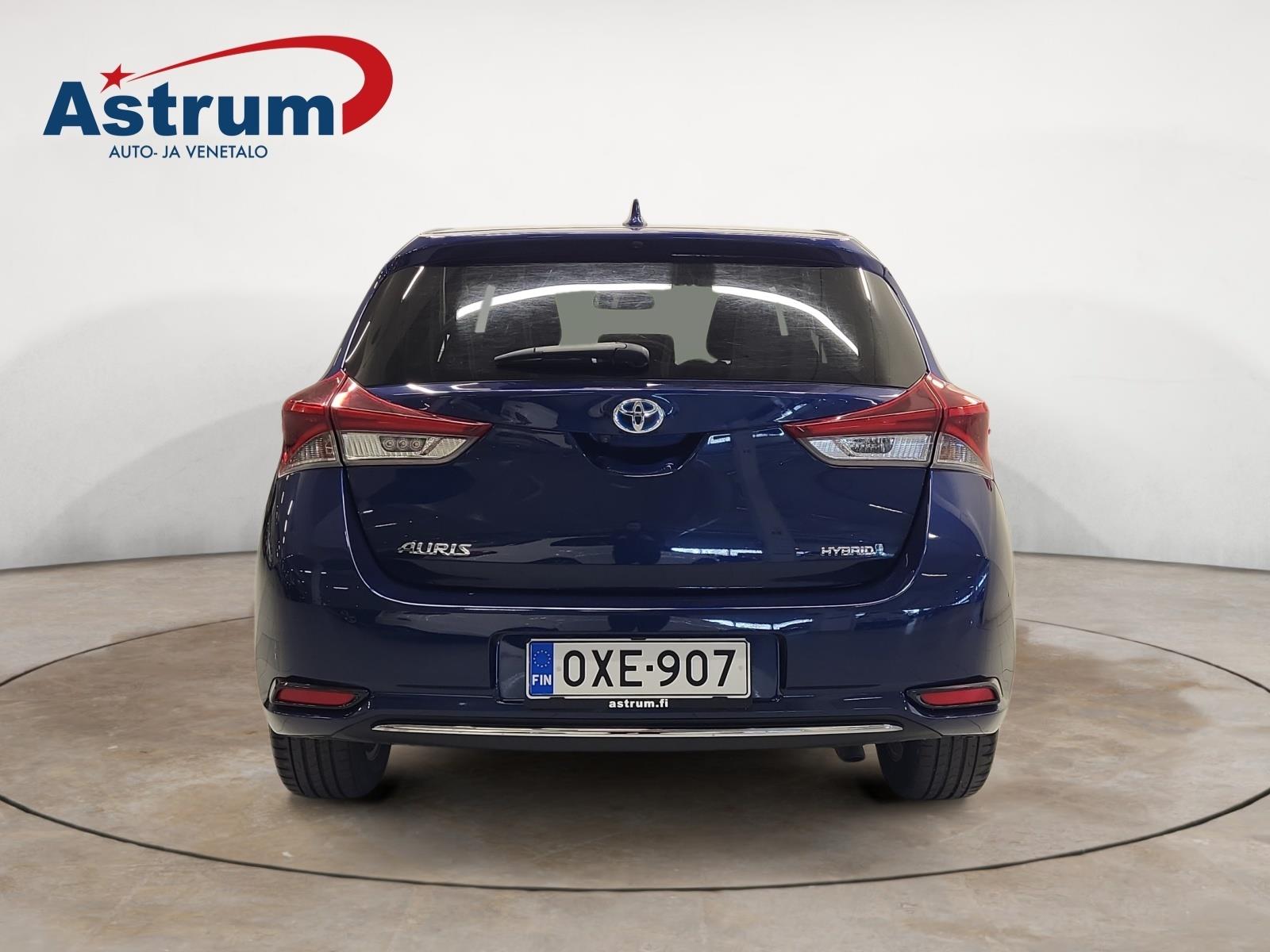 TOYOTA Auris 2018