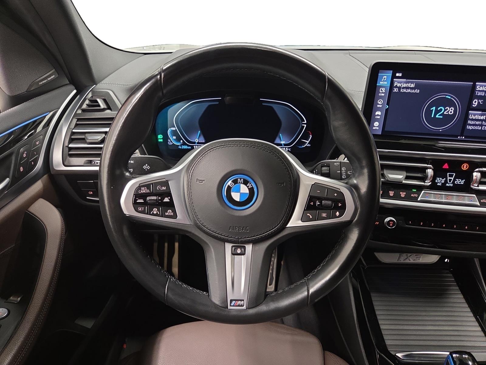 BMW iX3 2022