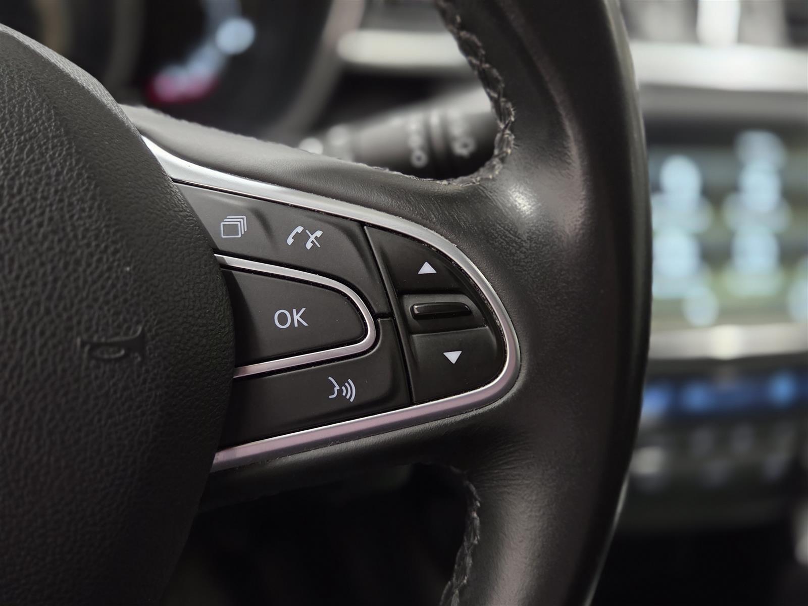 RENAULT Kadjar 2016