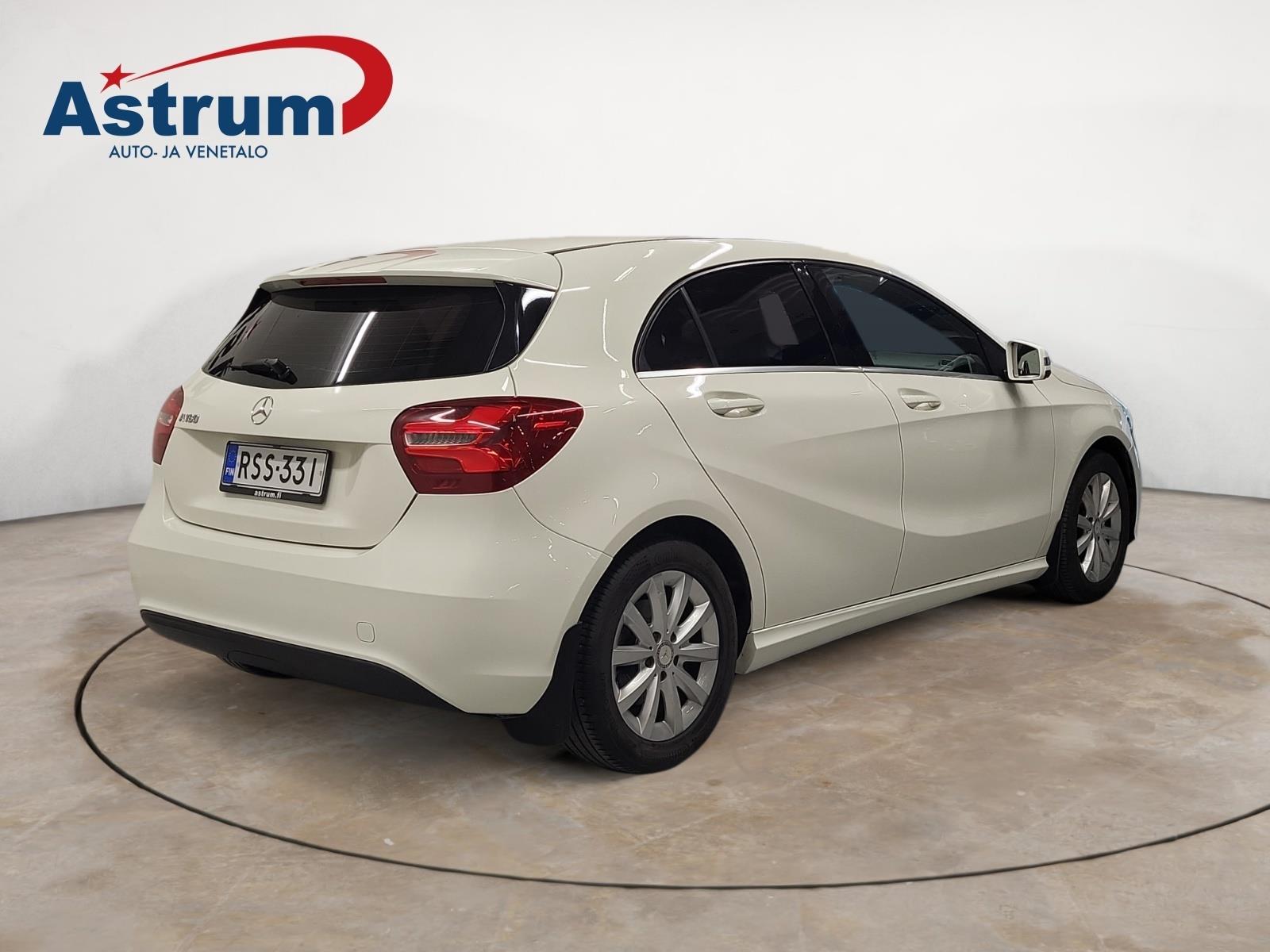 MERCEDES-BENZ A 2017