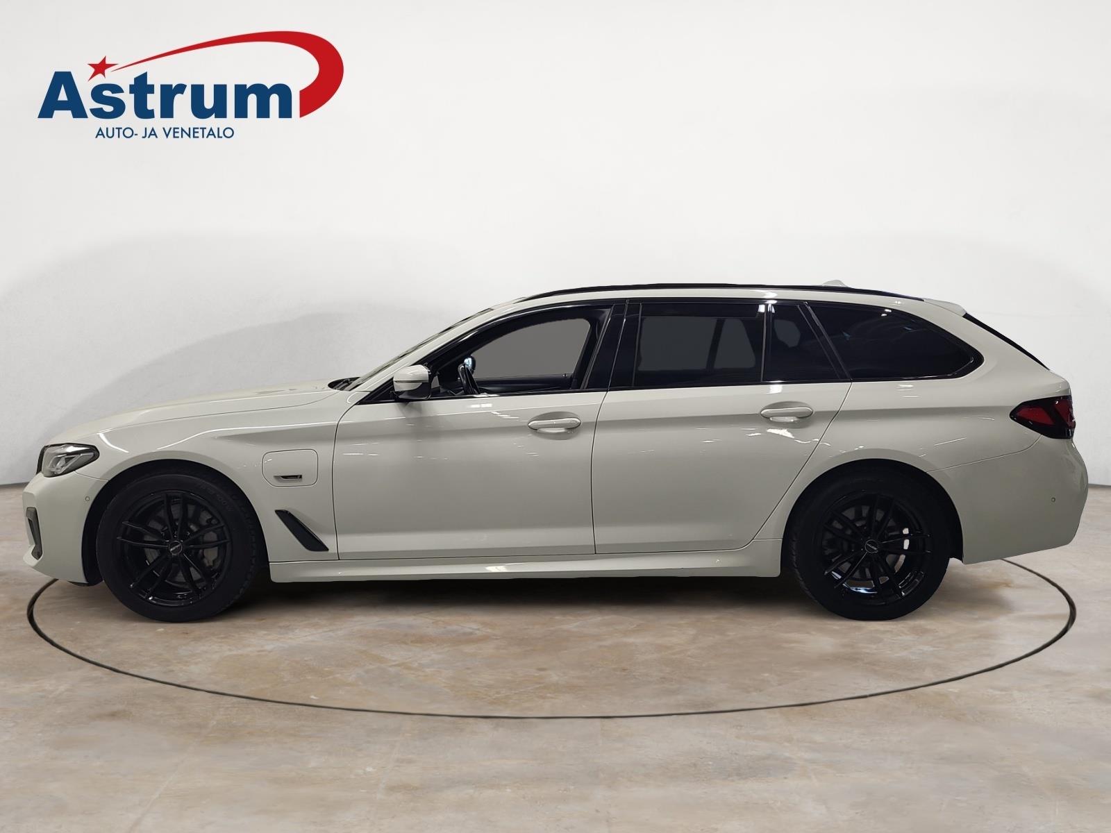 BMW 530 2022