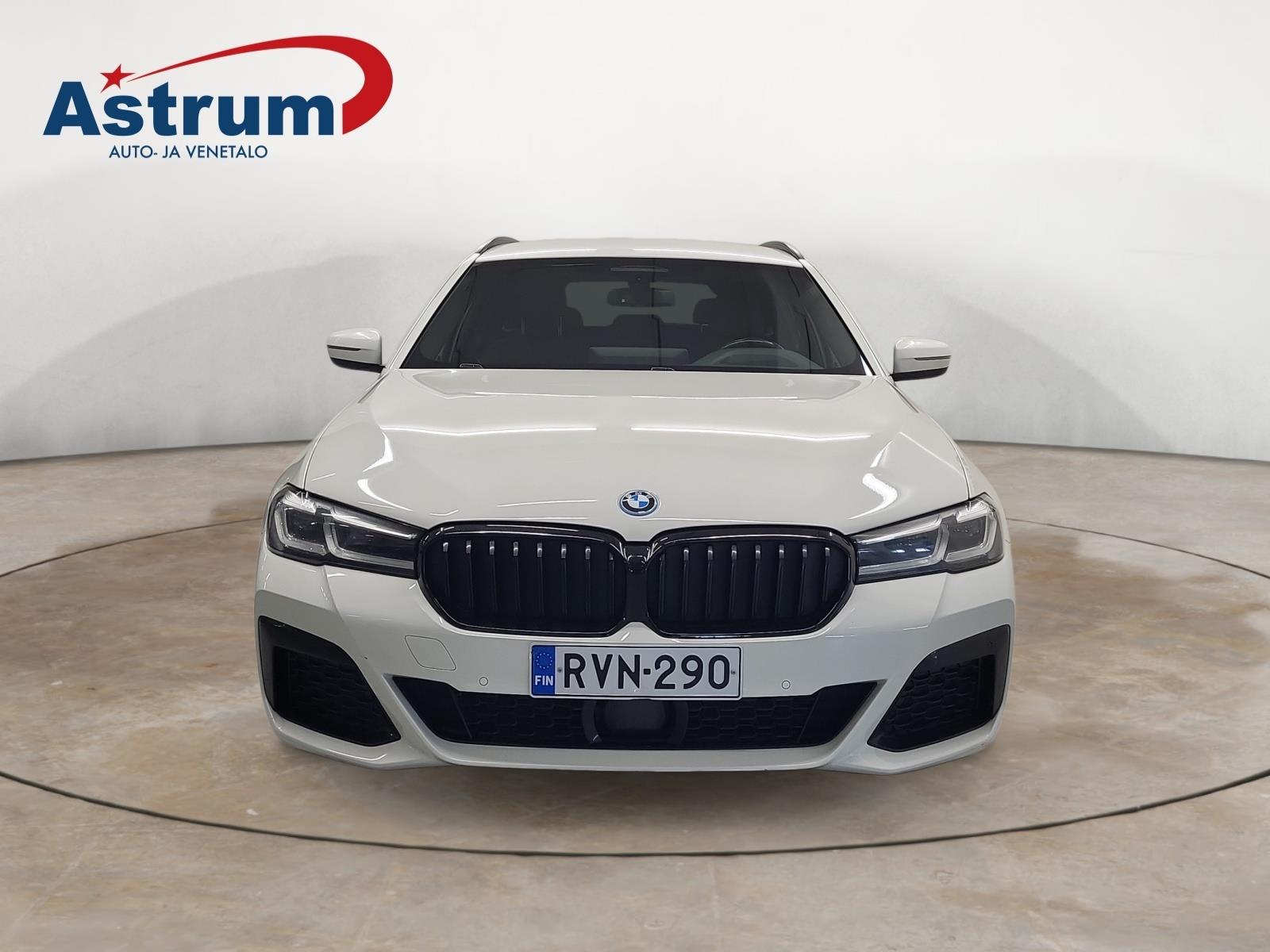 BMW 530 2022