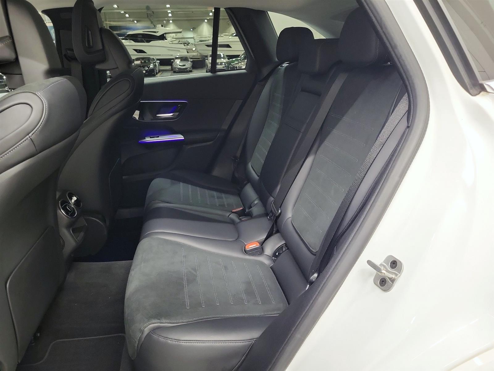 Mercedes-Benz GLC 2023