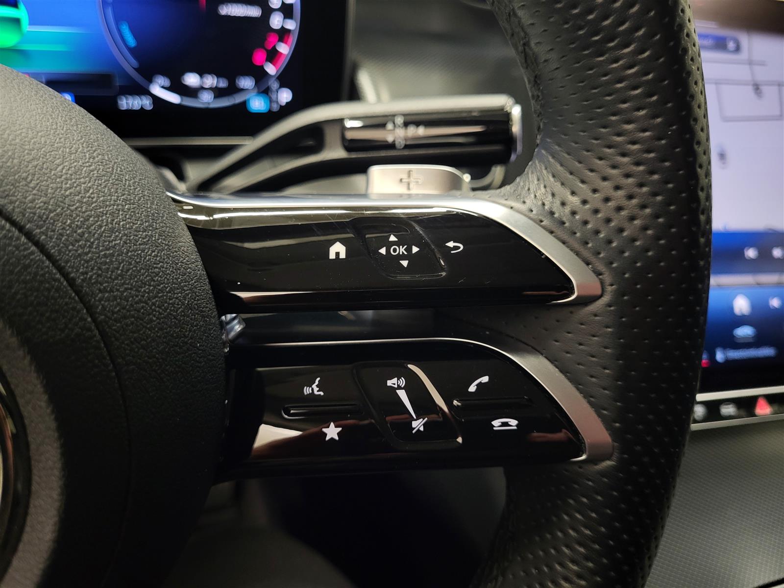 Mercedes-Benz GLC 2023