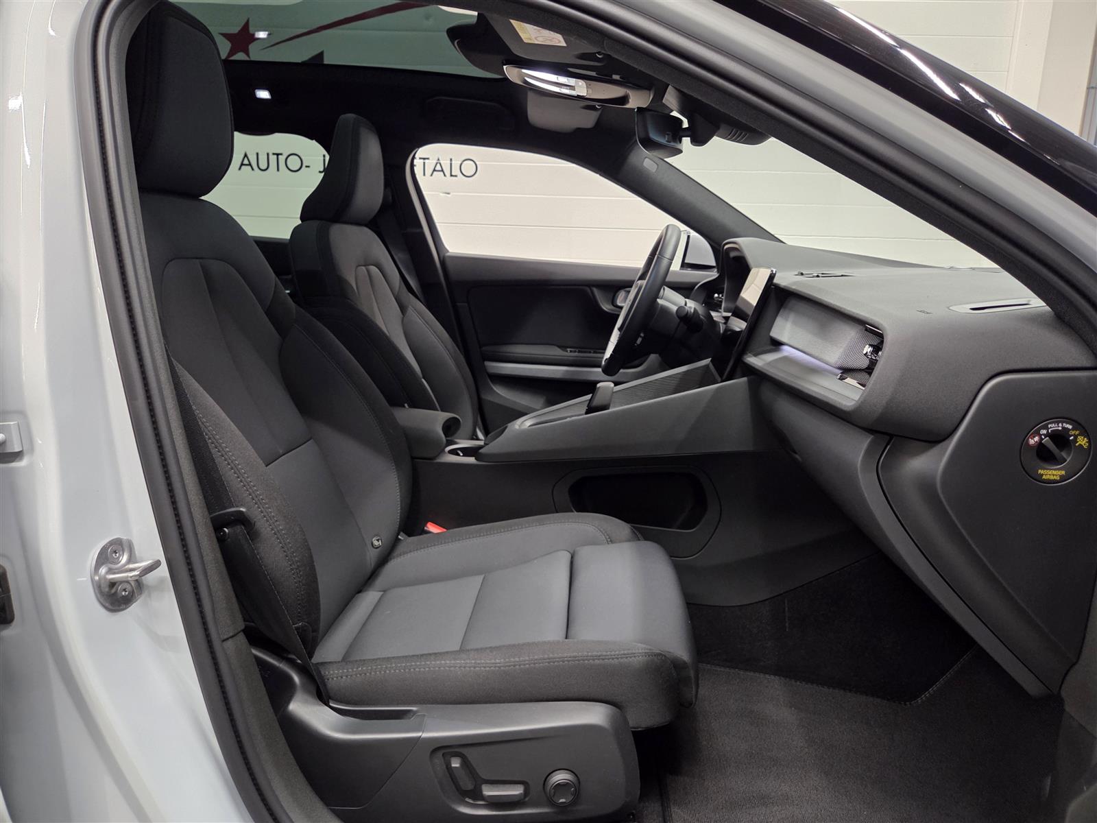 POLESTAR 2 2024