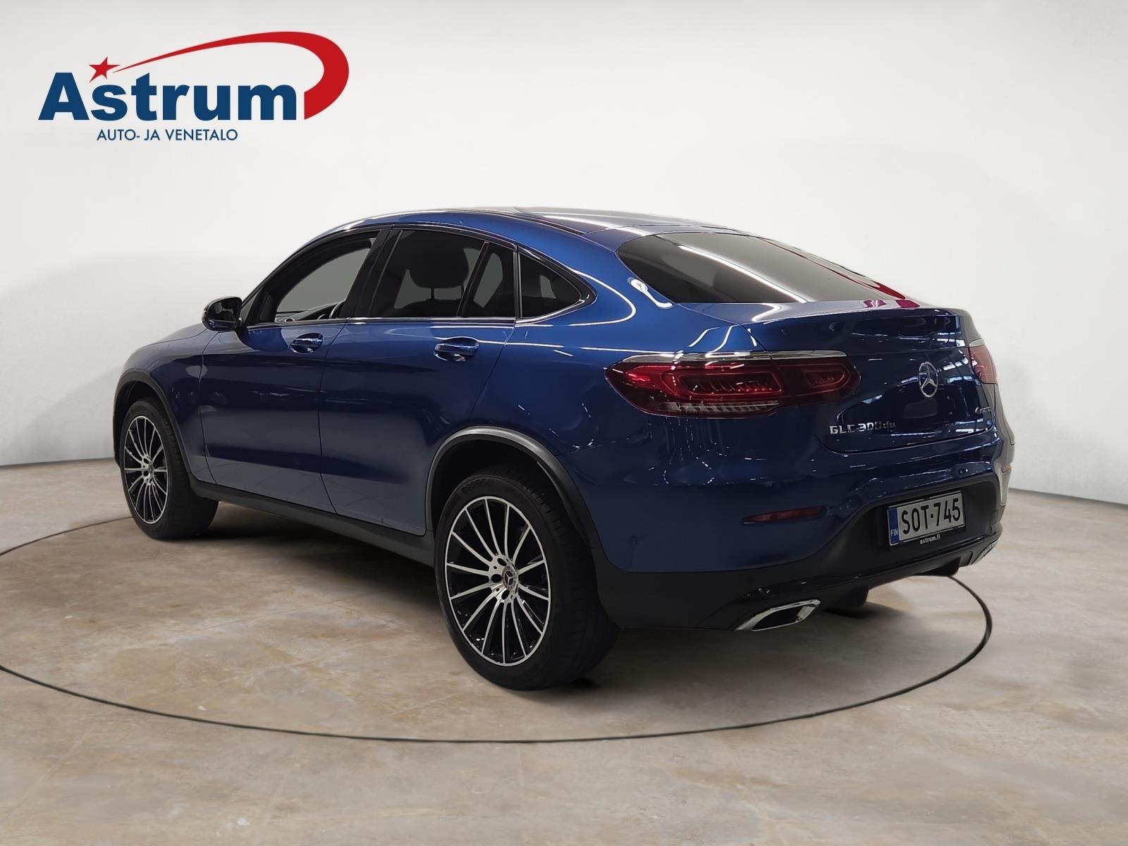 MERCEDES-BENZ GLC 2022