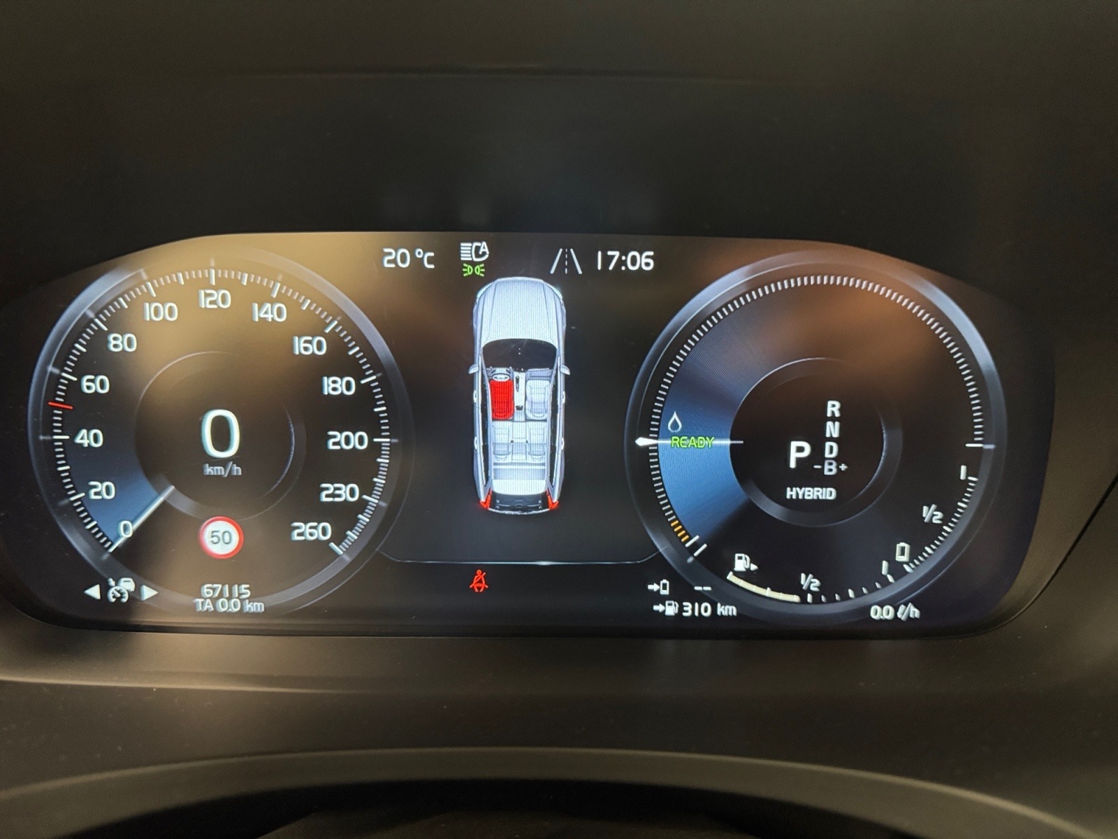 VOLVO V90 2021