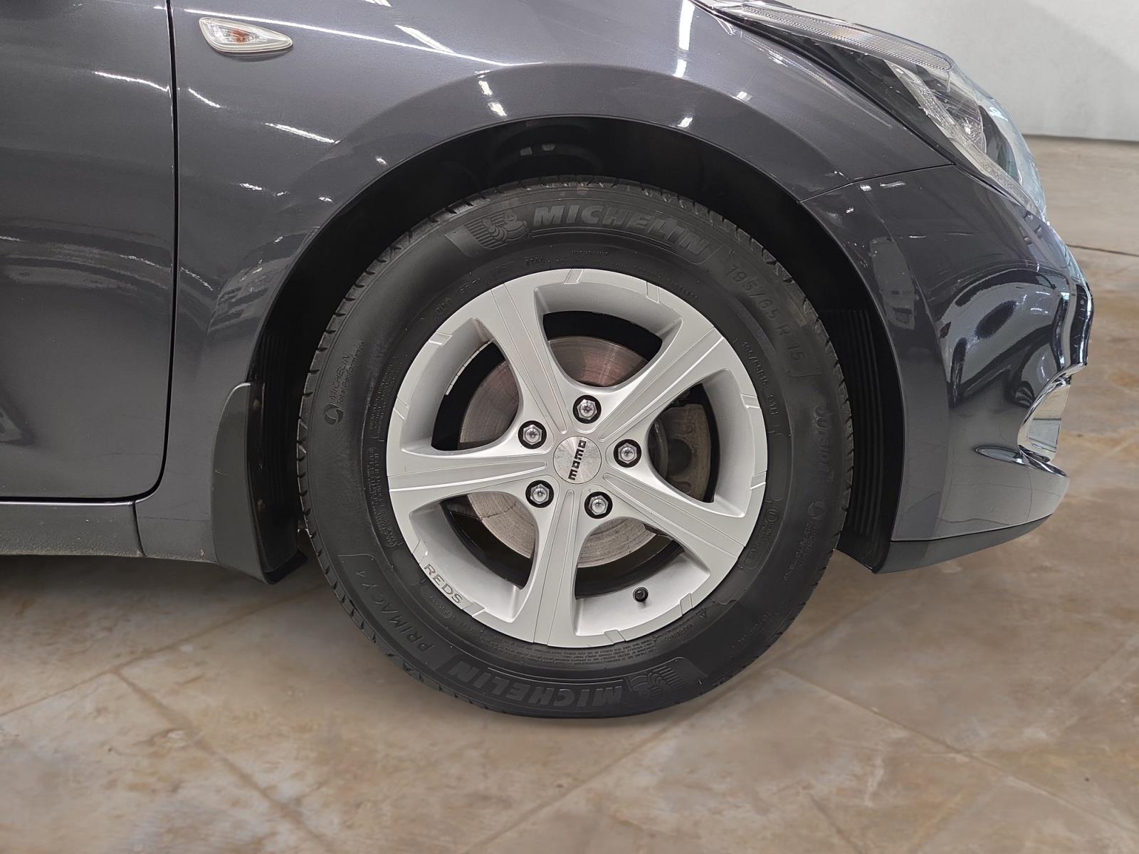 KIA cee'd 2014