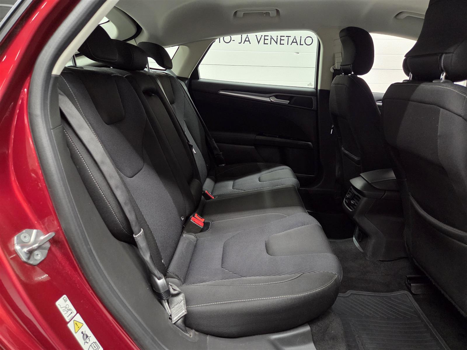 FORD MONDEO 2015