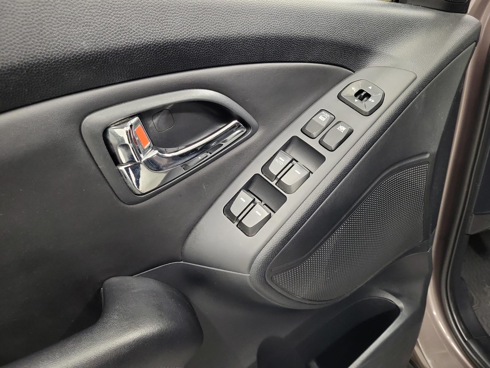 HYUNDAI ix35 2012