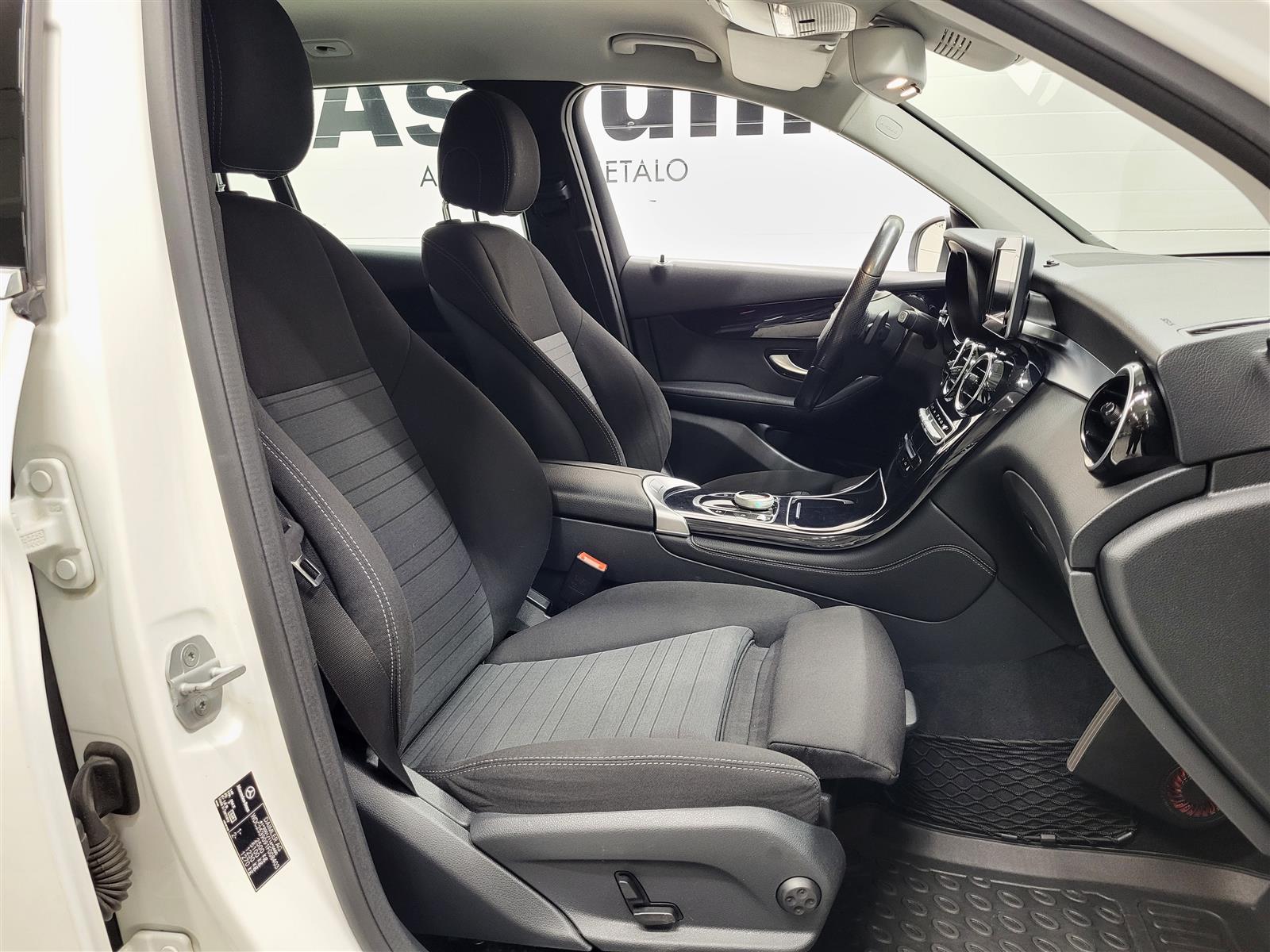 Mercedes-Benz GLC 2015