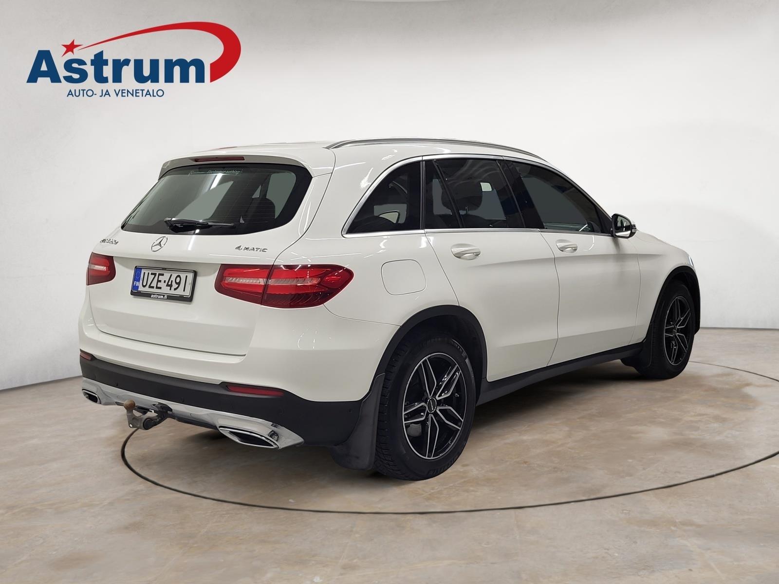 Mercedes-Benz GLC 2015