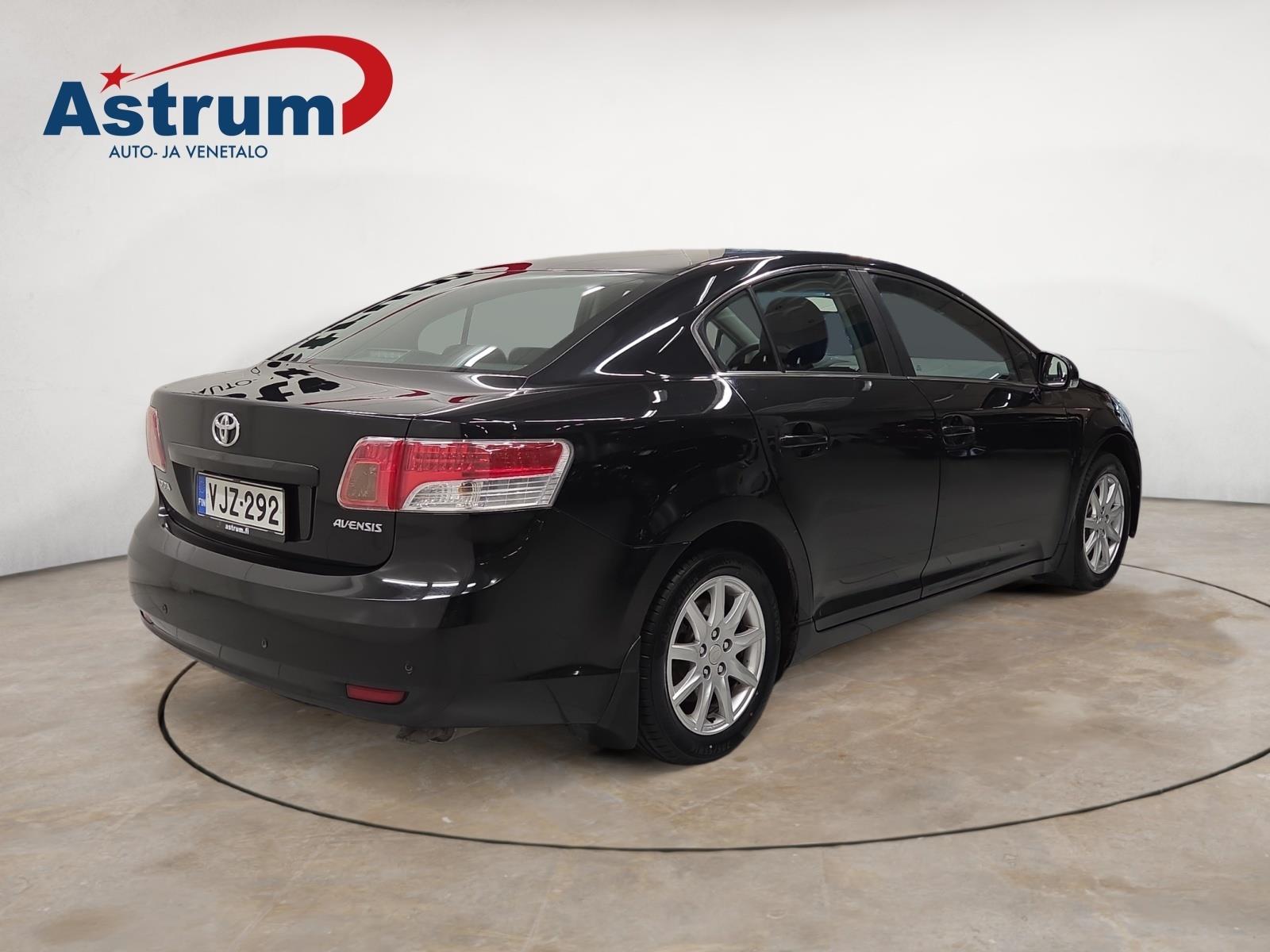 TOYOTA AVENSIS 2010