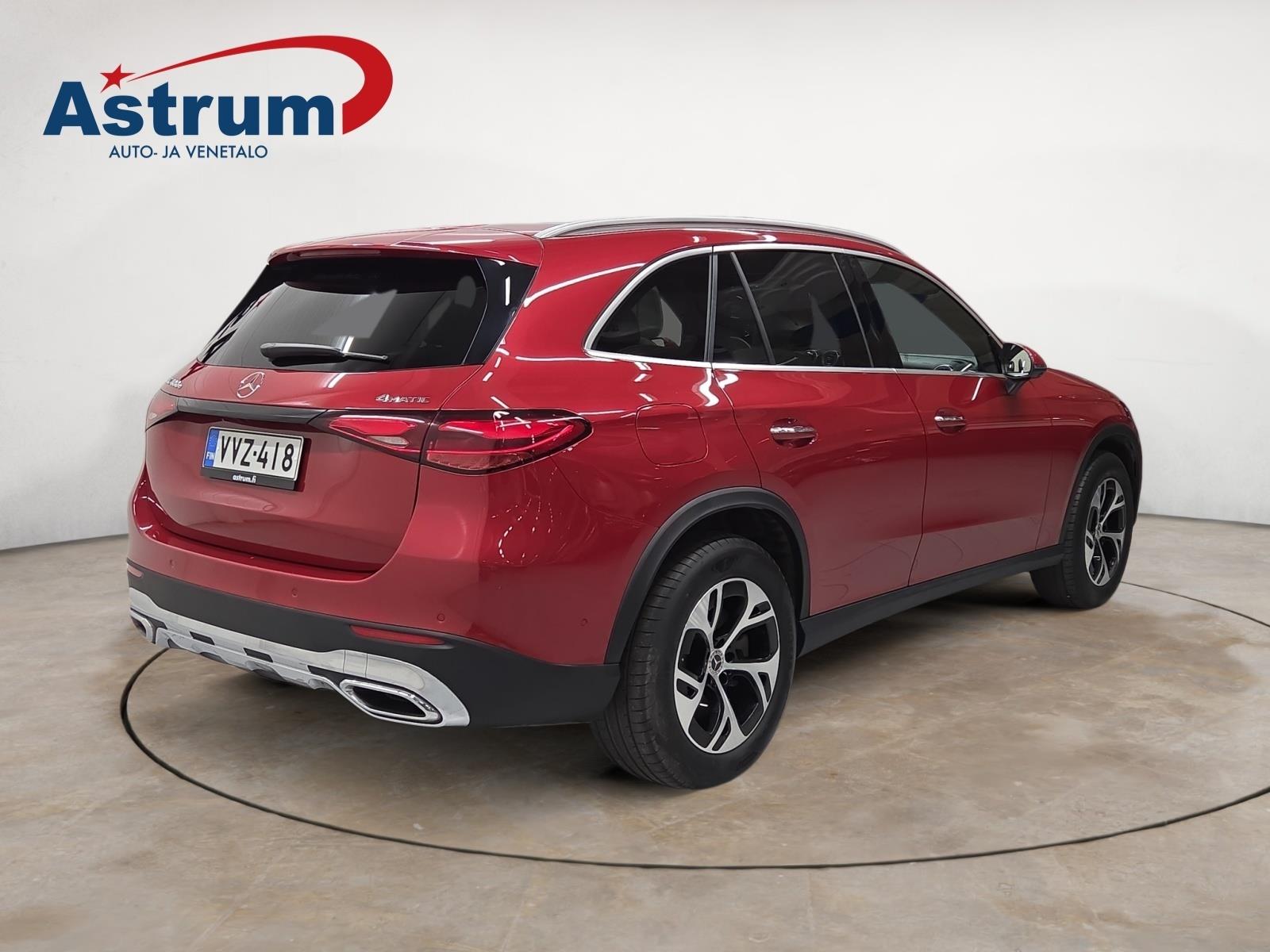 MERCEDES-BENZ GLC 2024
