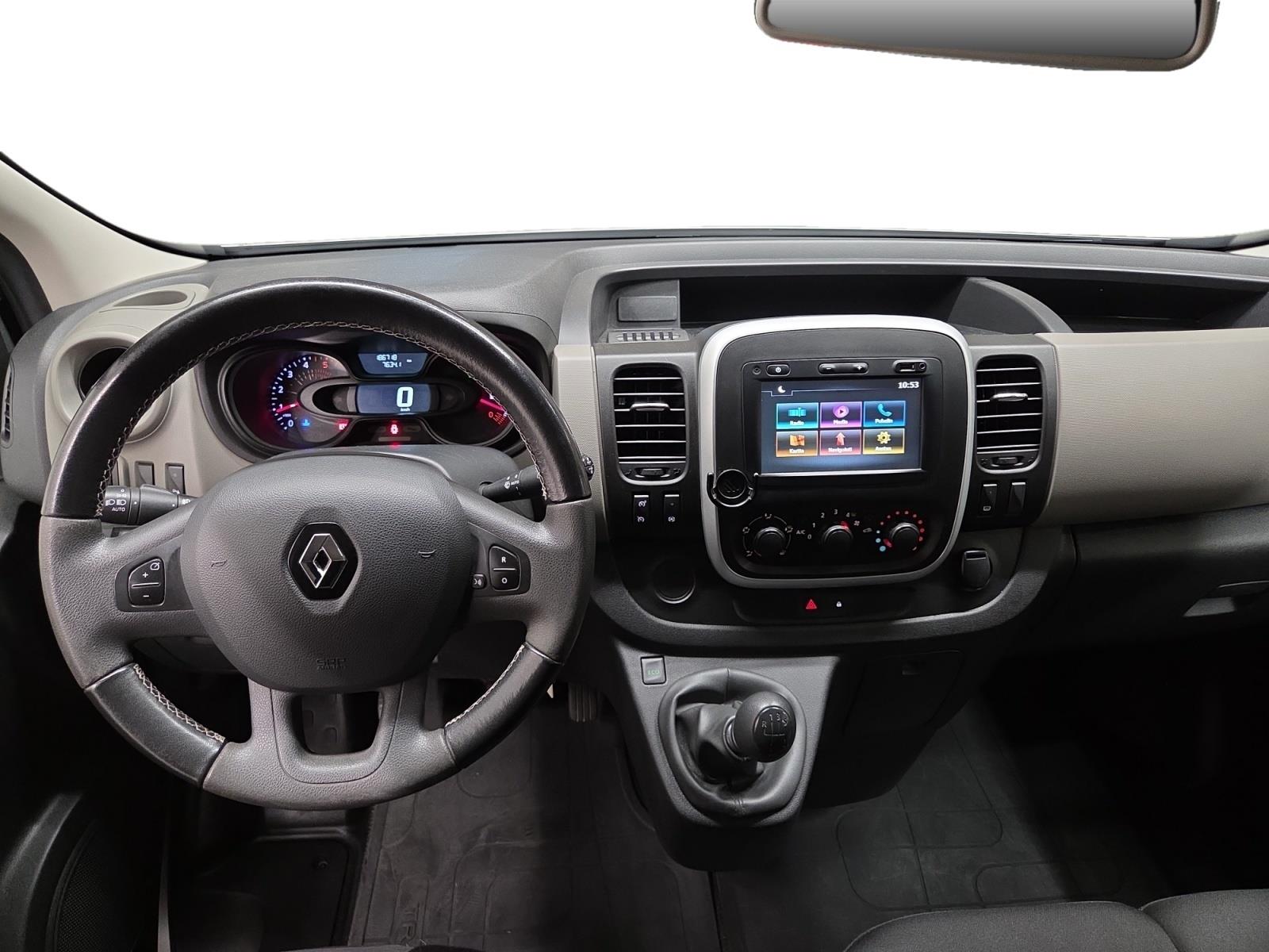 RENAULT TRAFIC 2017