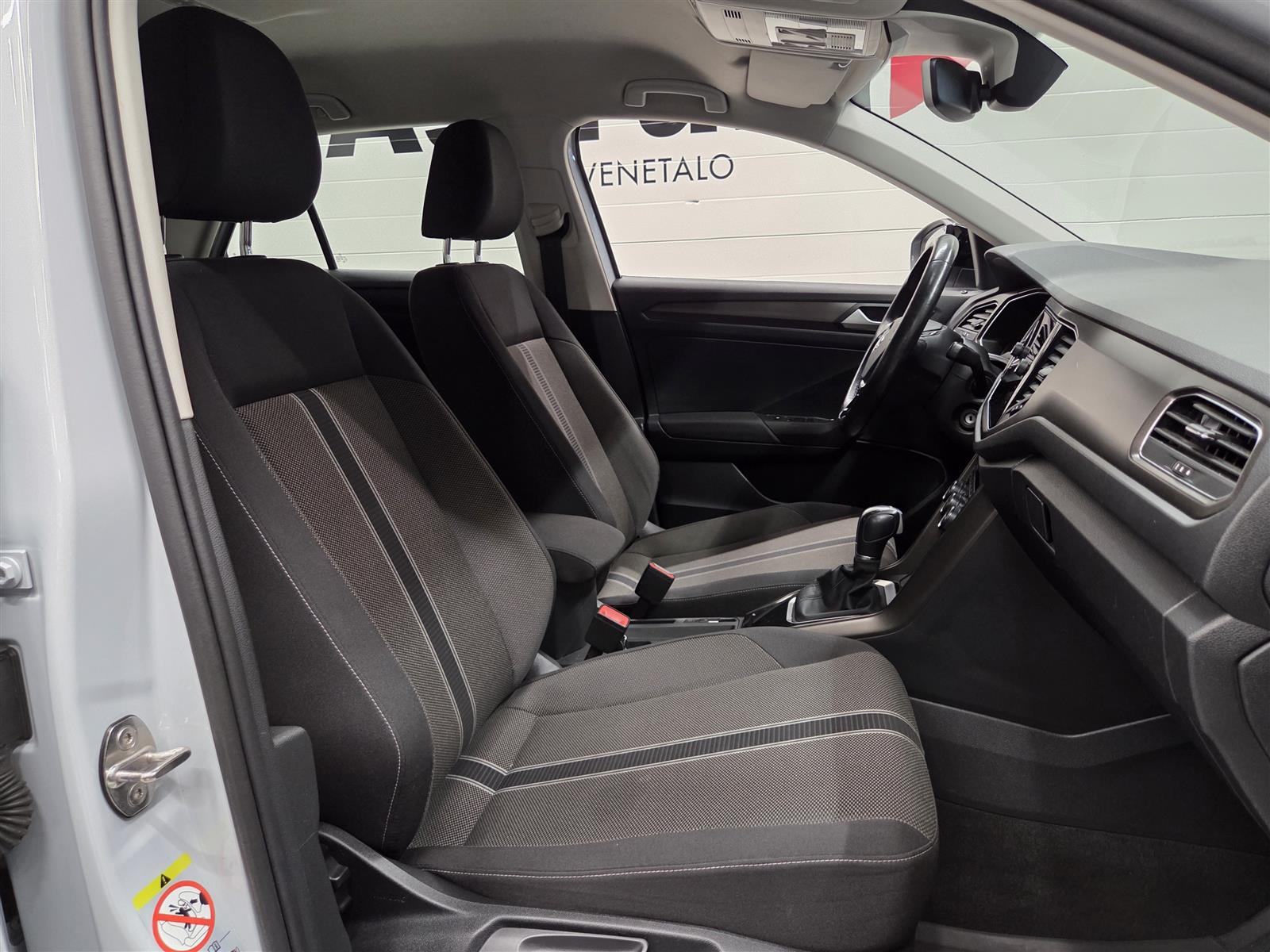 VOLKSWAGEN T-Roc 2018