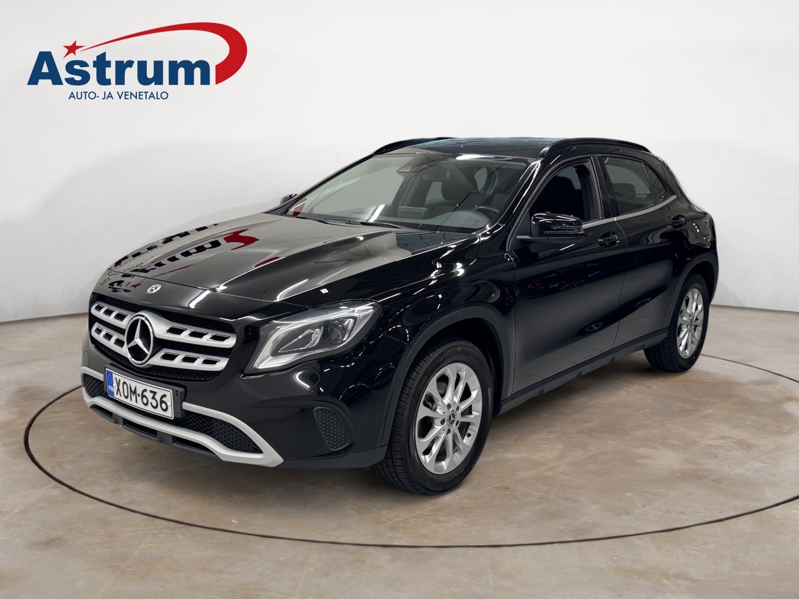 MERCEDES-BENZ GLA 2018