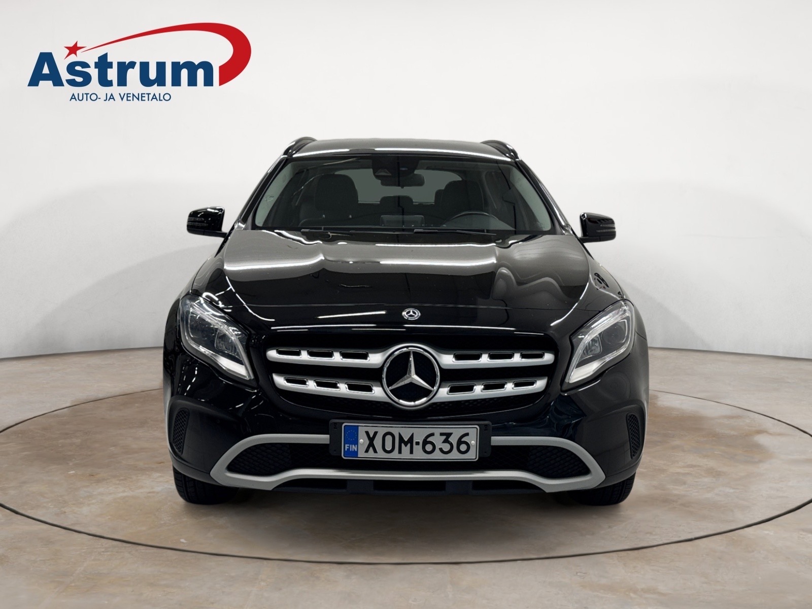 MERCEDES-BENZ GLA 2018