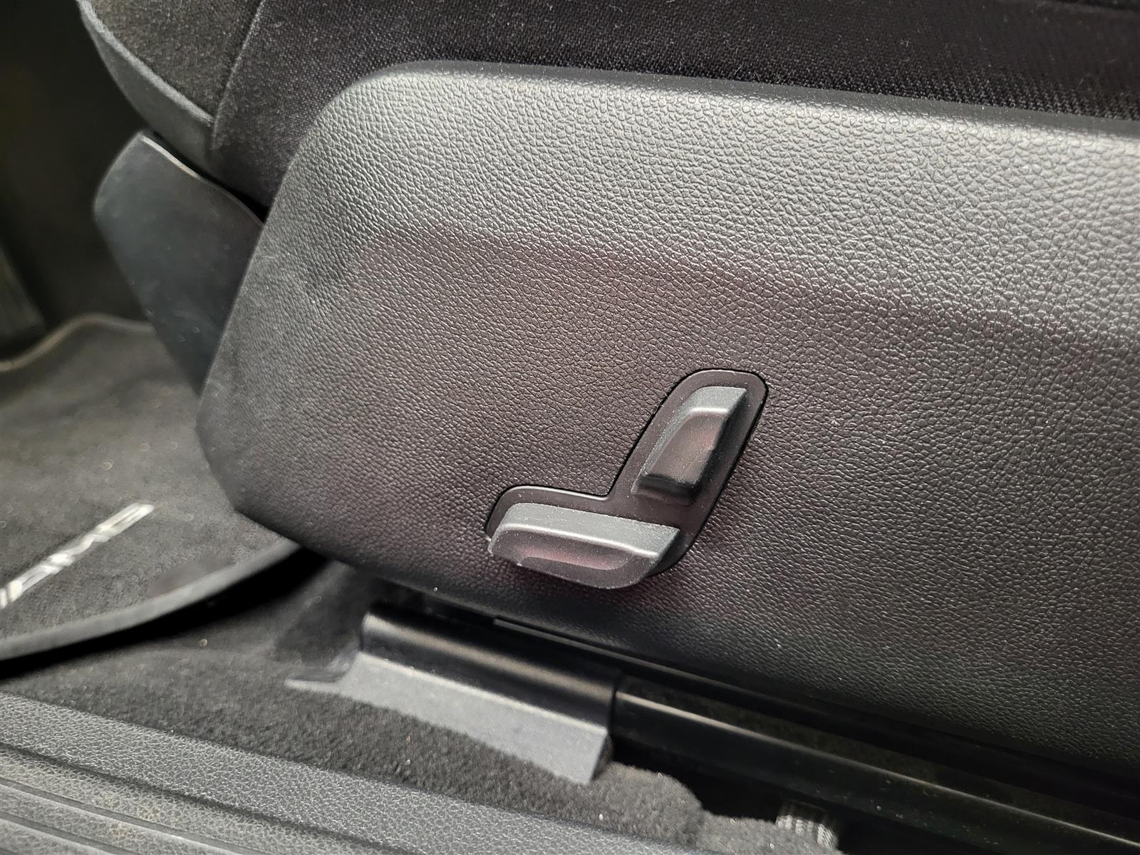 MERCEDES-BENZ E 2014