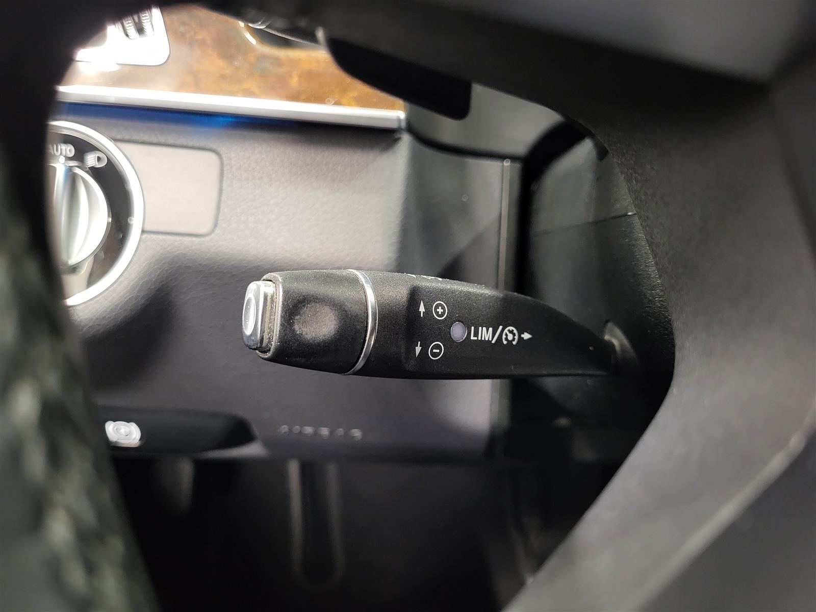 MERCEDES-BENZ E 2014