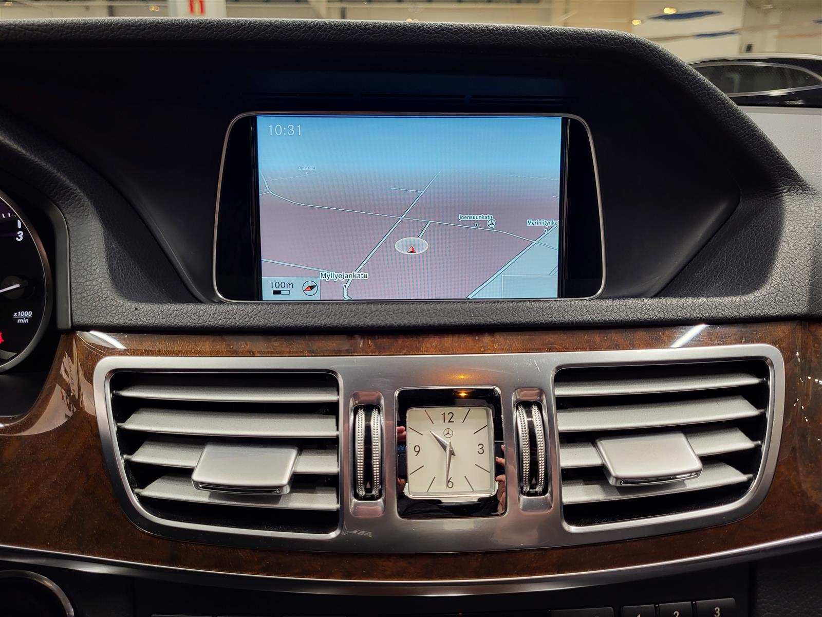 MERCEDES-BENZ E 2014