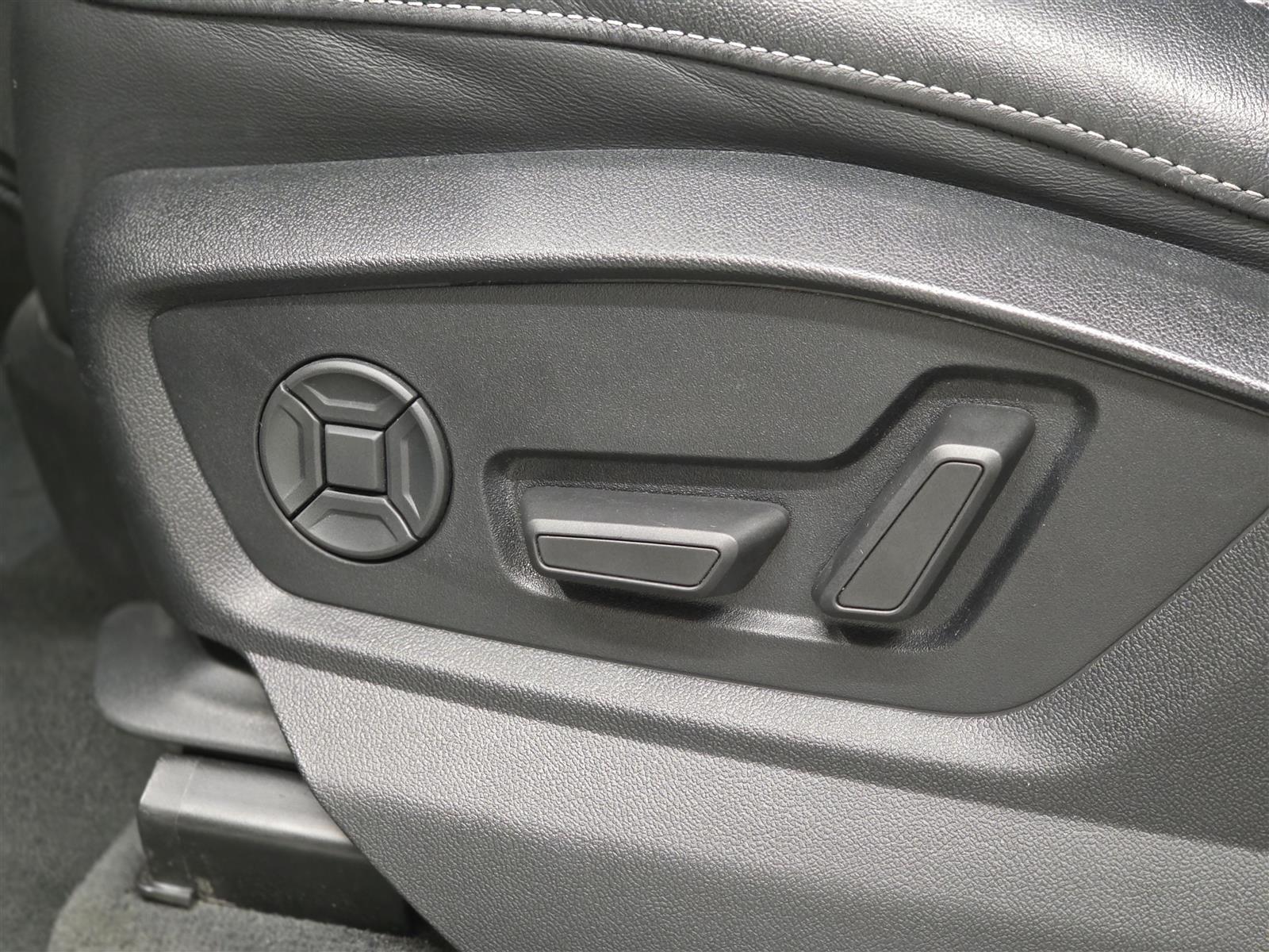 AUDI Q7 2020