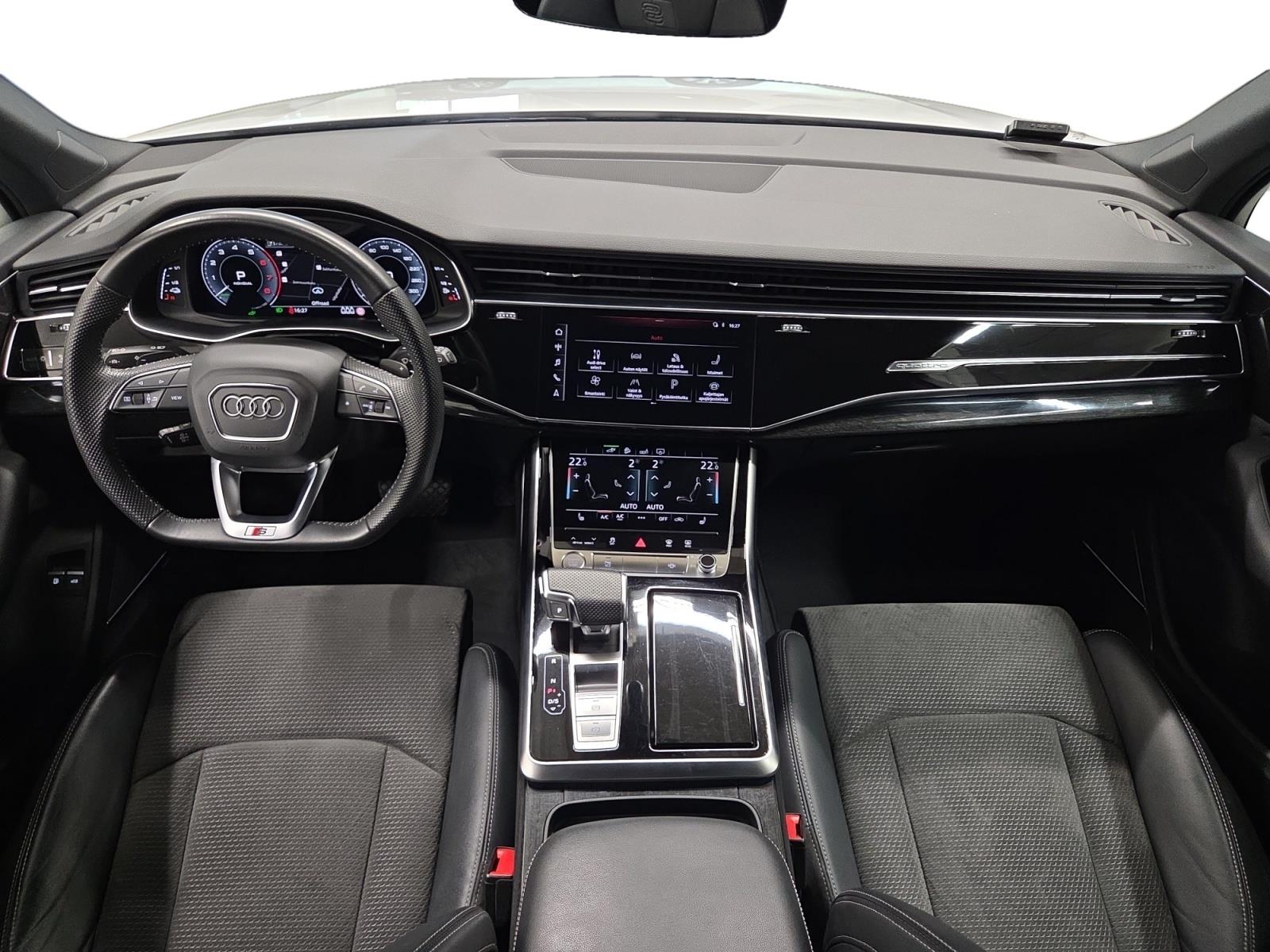 AUDI Q7 2020