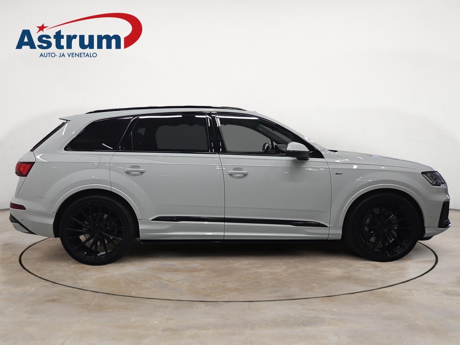 AUDI Q7 2020