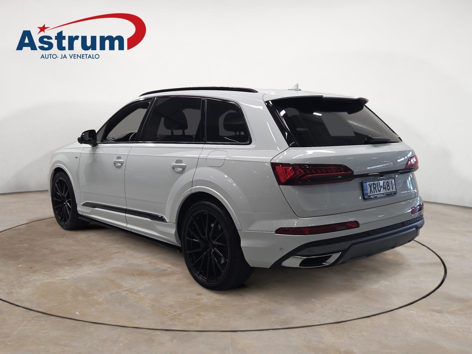 AUDI Q7 2020