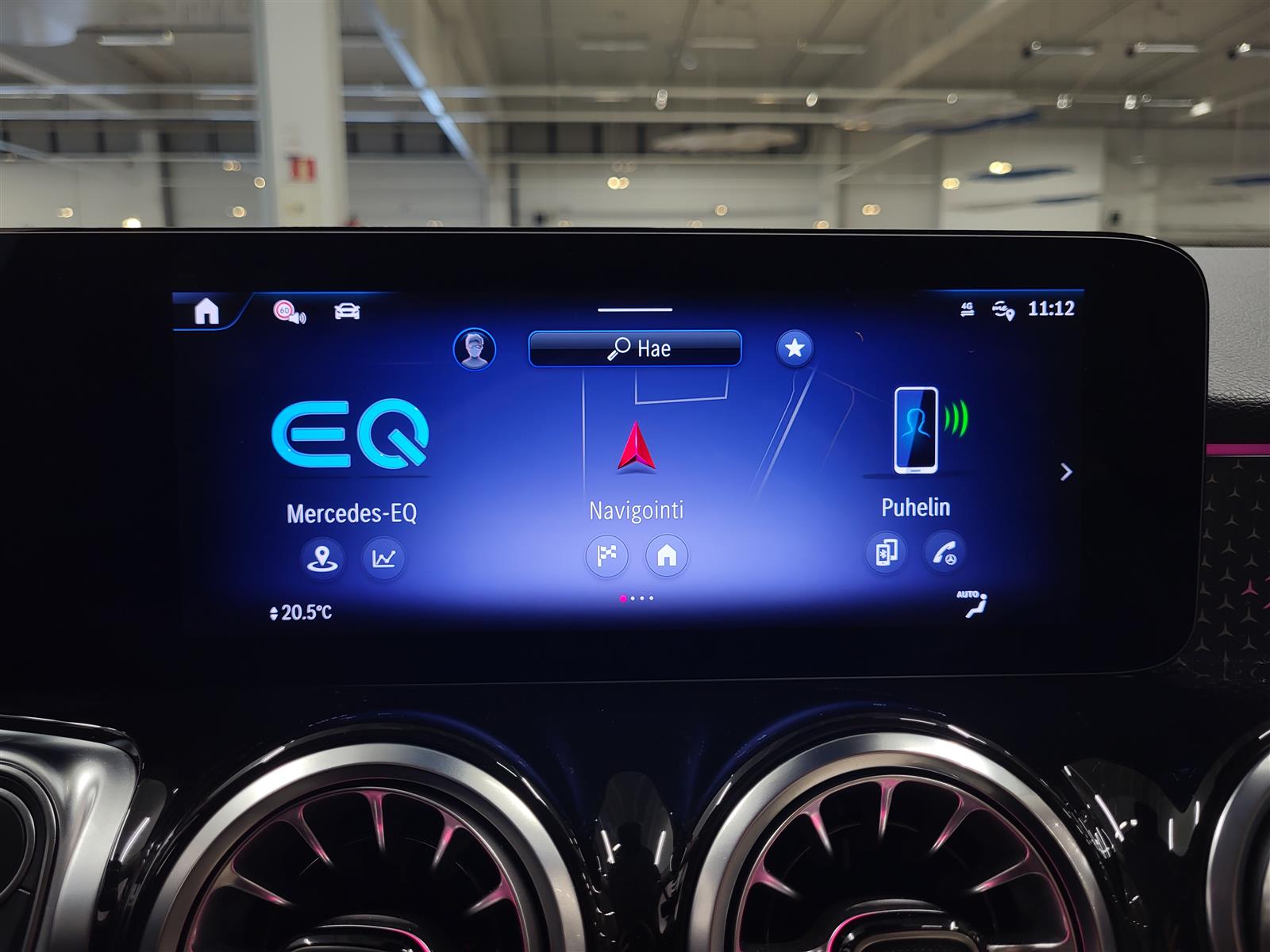 MERCEDES-BENZ EQB 2025