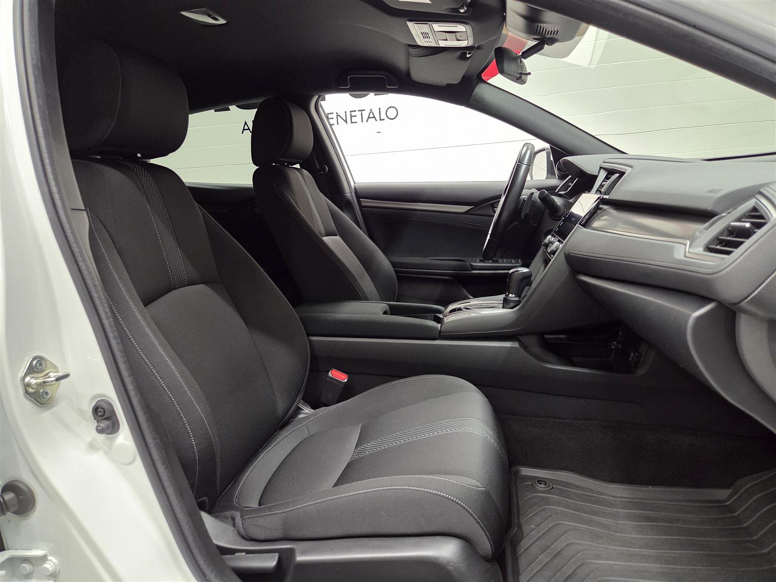 HONDA CIVIC 2019