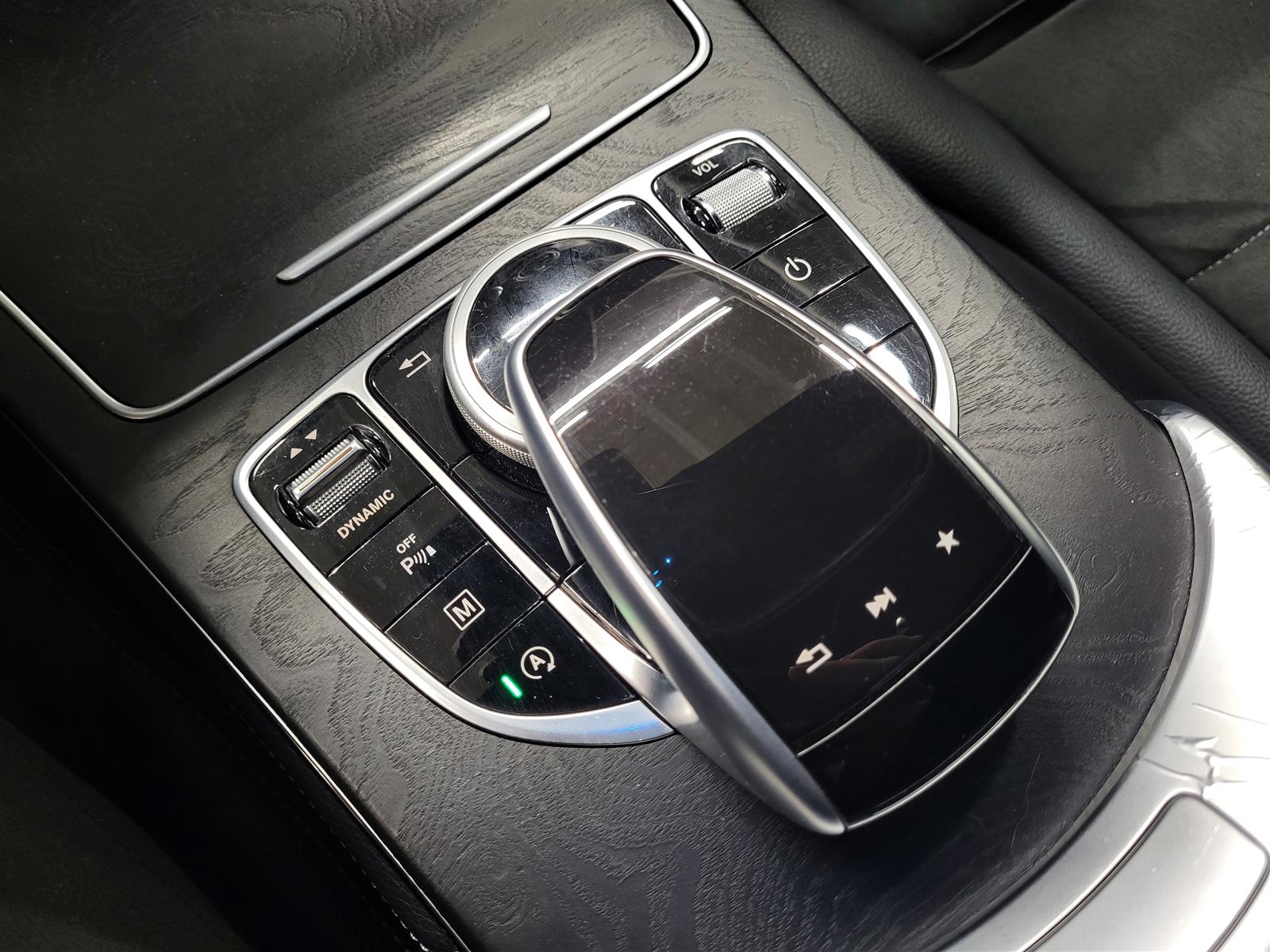 MERCEDES-BENZ GLC 2016