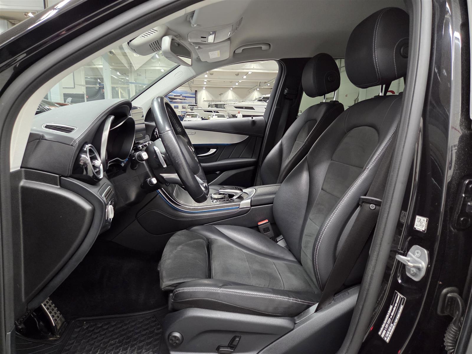 MERCEDES-BENZ GLC 2019