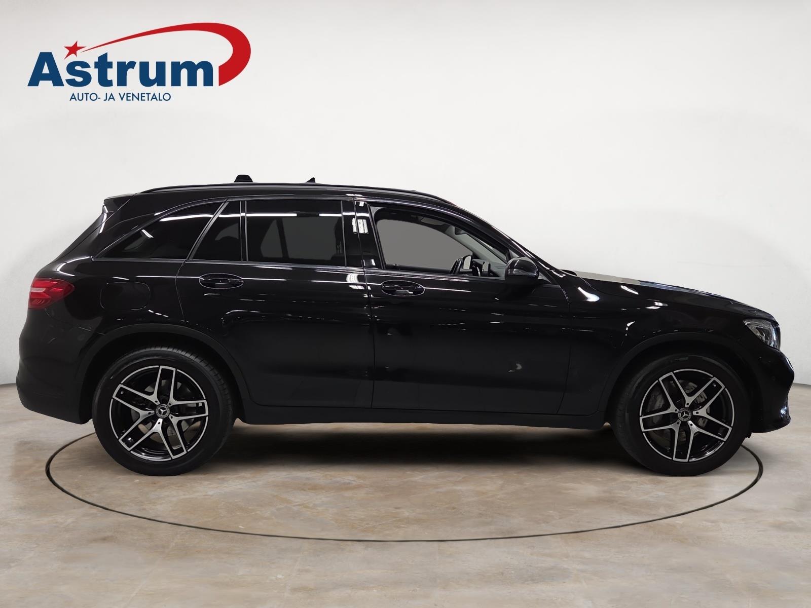 MERCEDES-BENZ GLC 2019