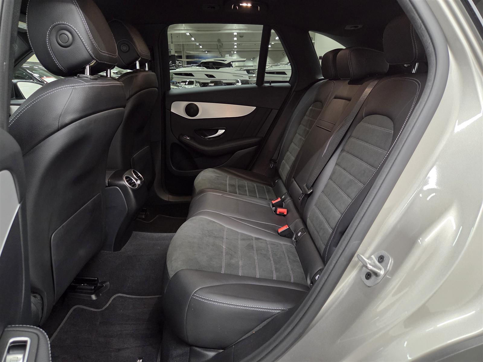 MERCEDES-BENZ GLC 2021