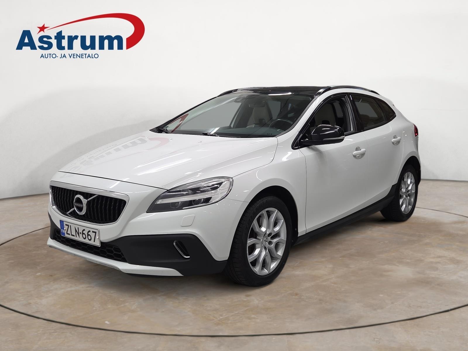VOLVO V40 Cross Country 2017