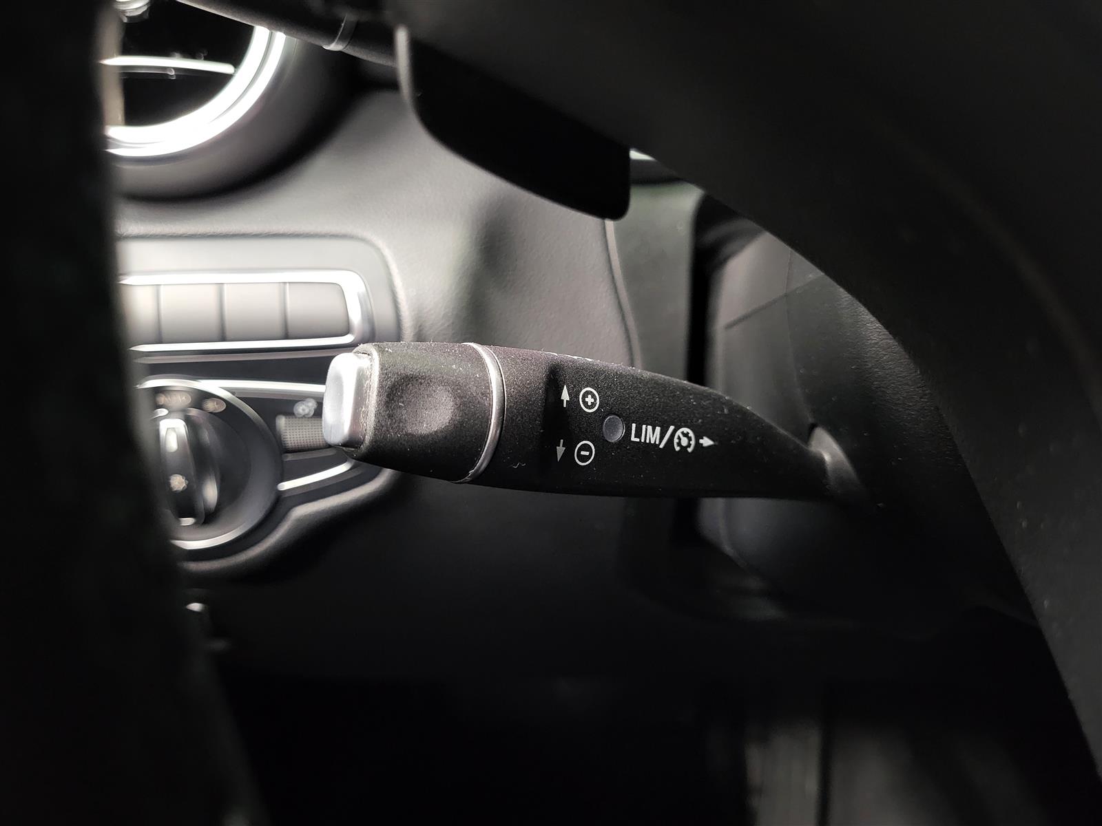 MERCEDES-BENZ GLC 2018