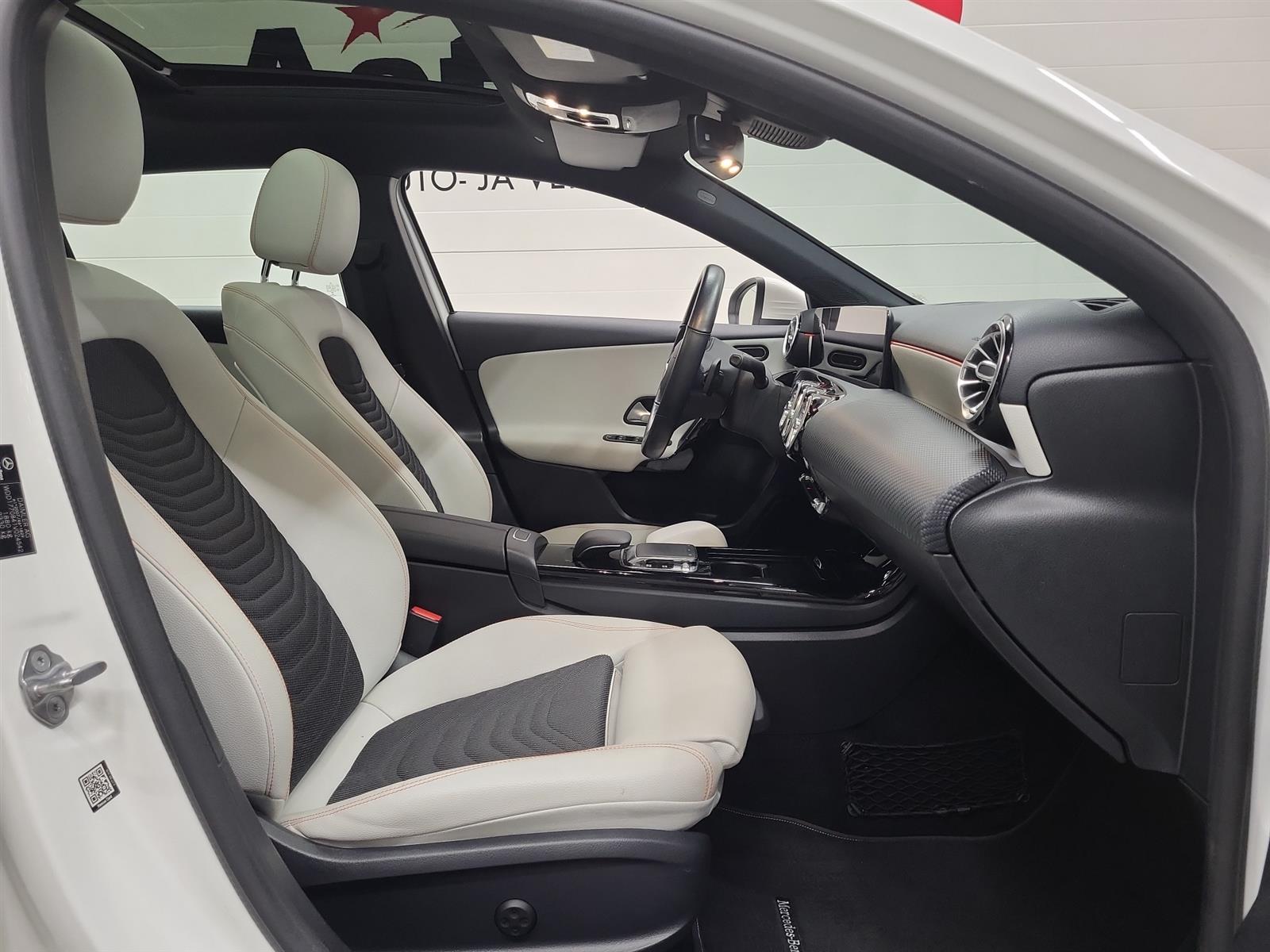 MERCEDES-BENZ A 2019