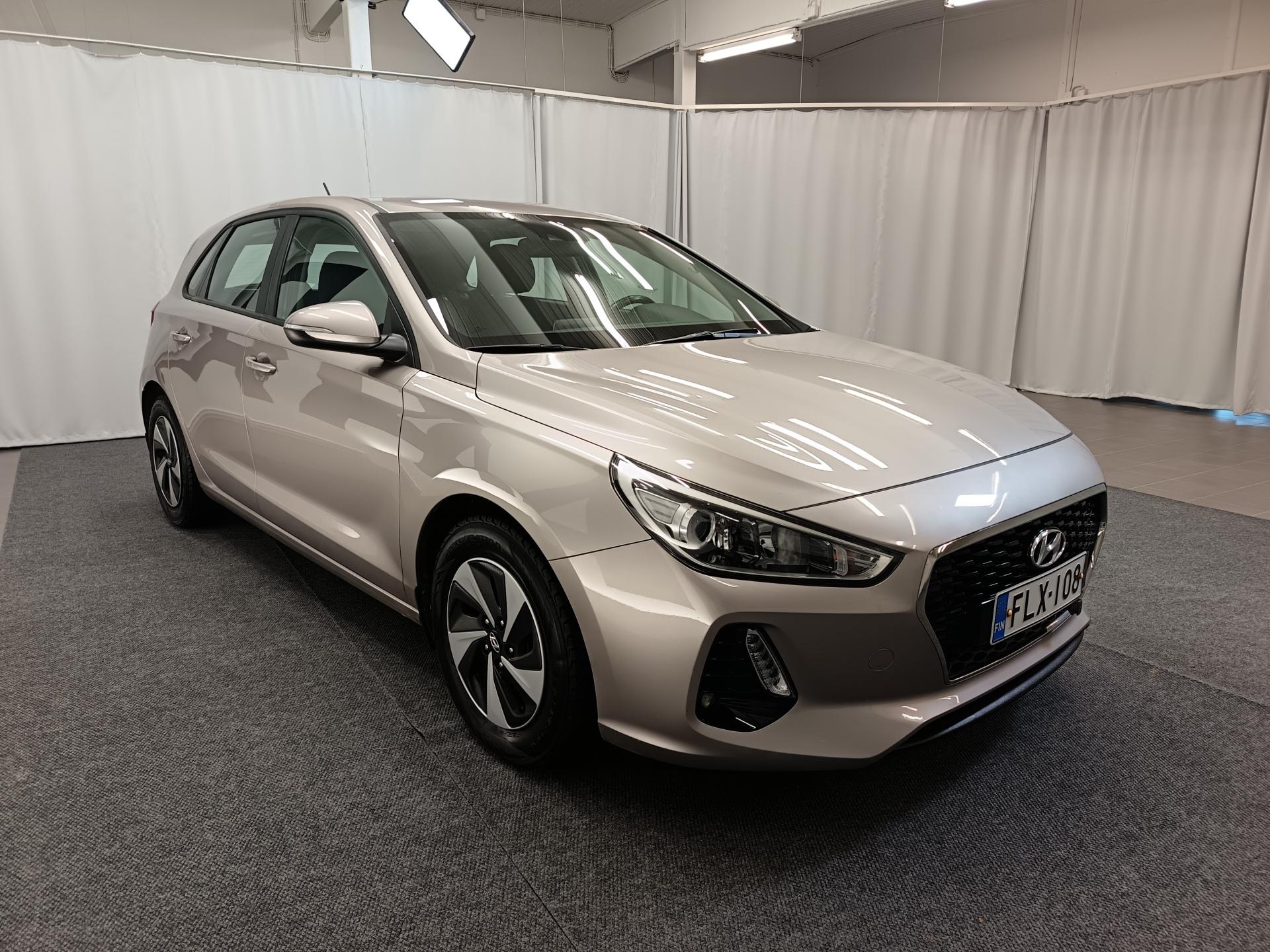 HYUNDAI i30 2018