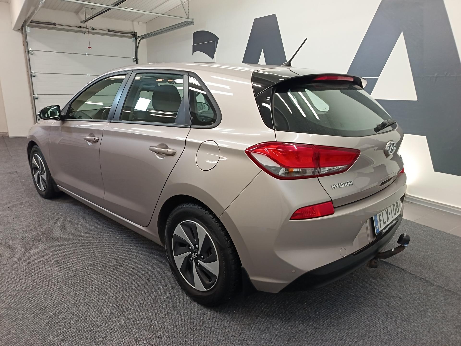 HYUNDAI i30 2018