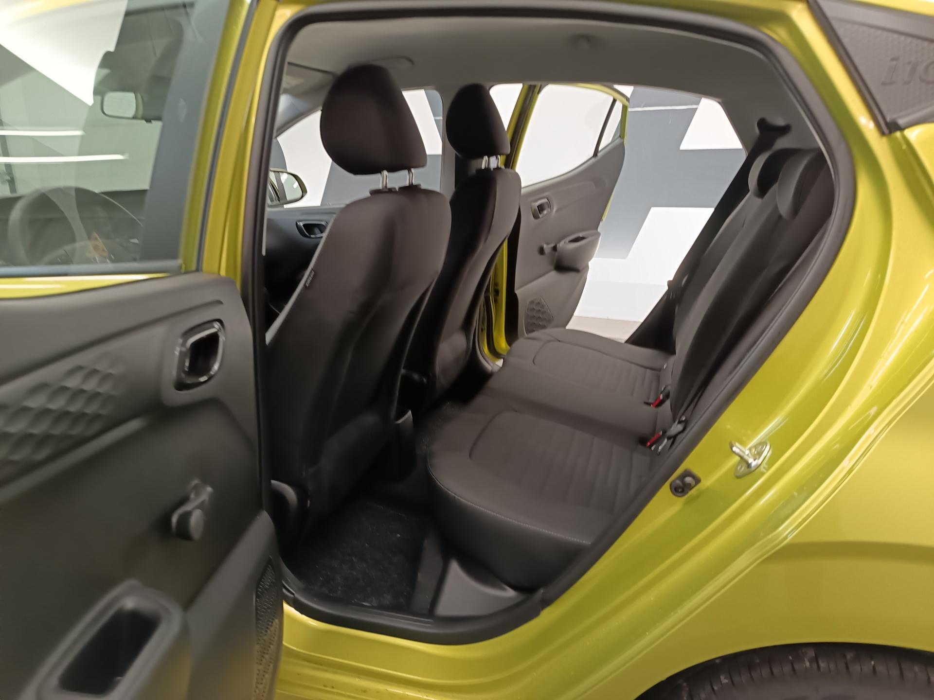 HYUNDAI i10 2025