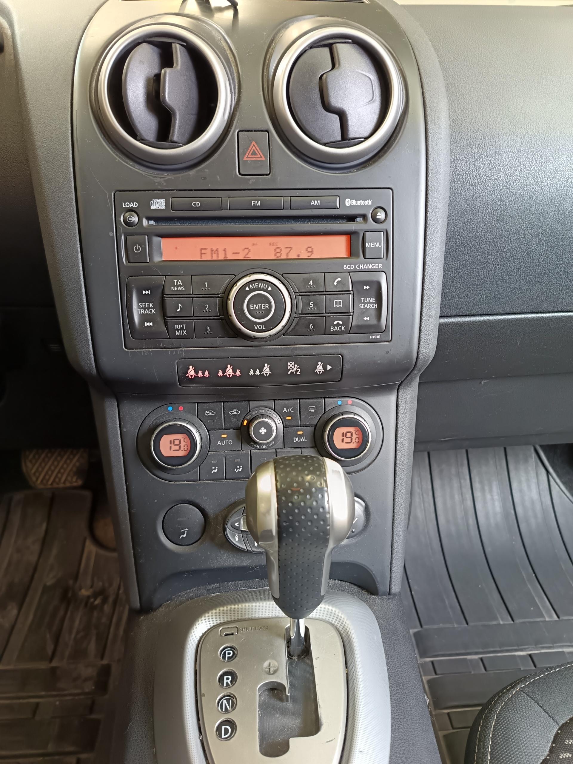 NISSAN Qashqai 2008